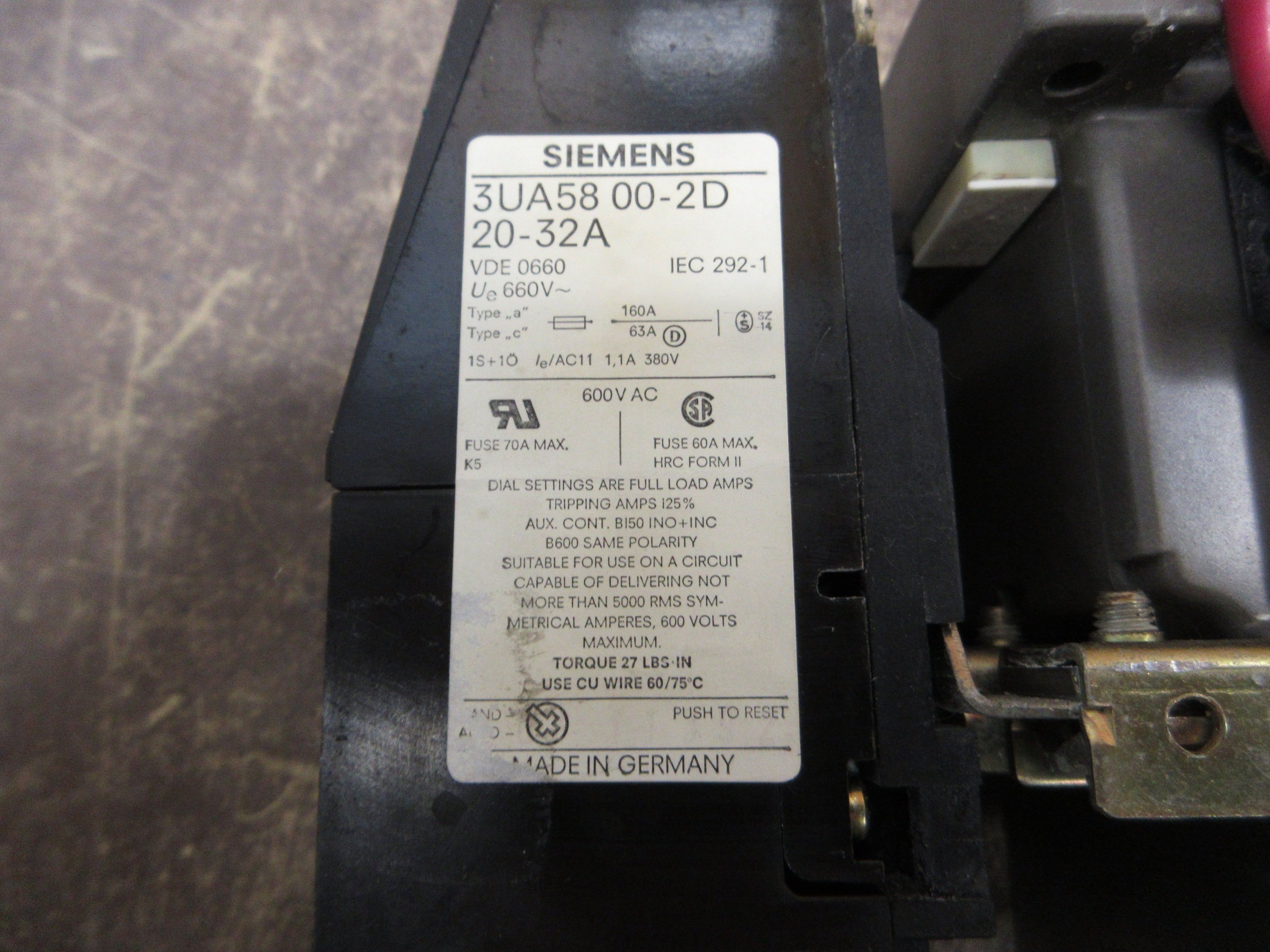 Siemens Size 2 Starter 3TB4617-OA / 3UA58 00-2D 120V Coil Trip: 20-32A 600V Used