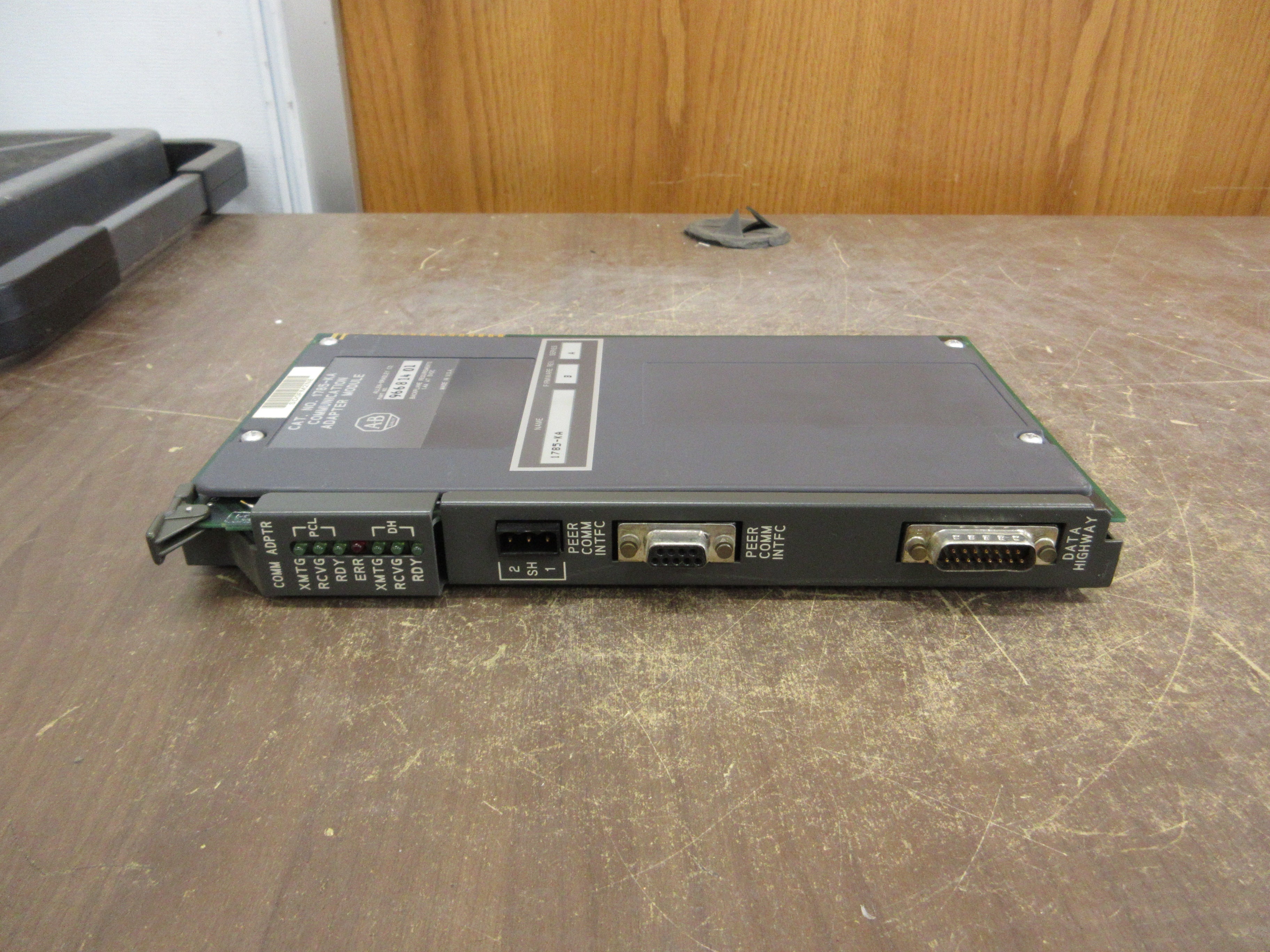 Allen-Bradley Communication Adapter Module 1785-KA Ser. A F/W Rev. B Used