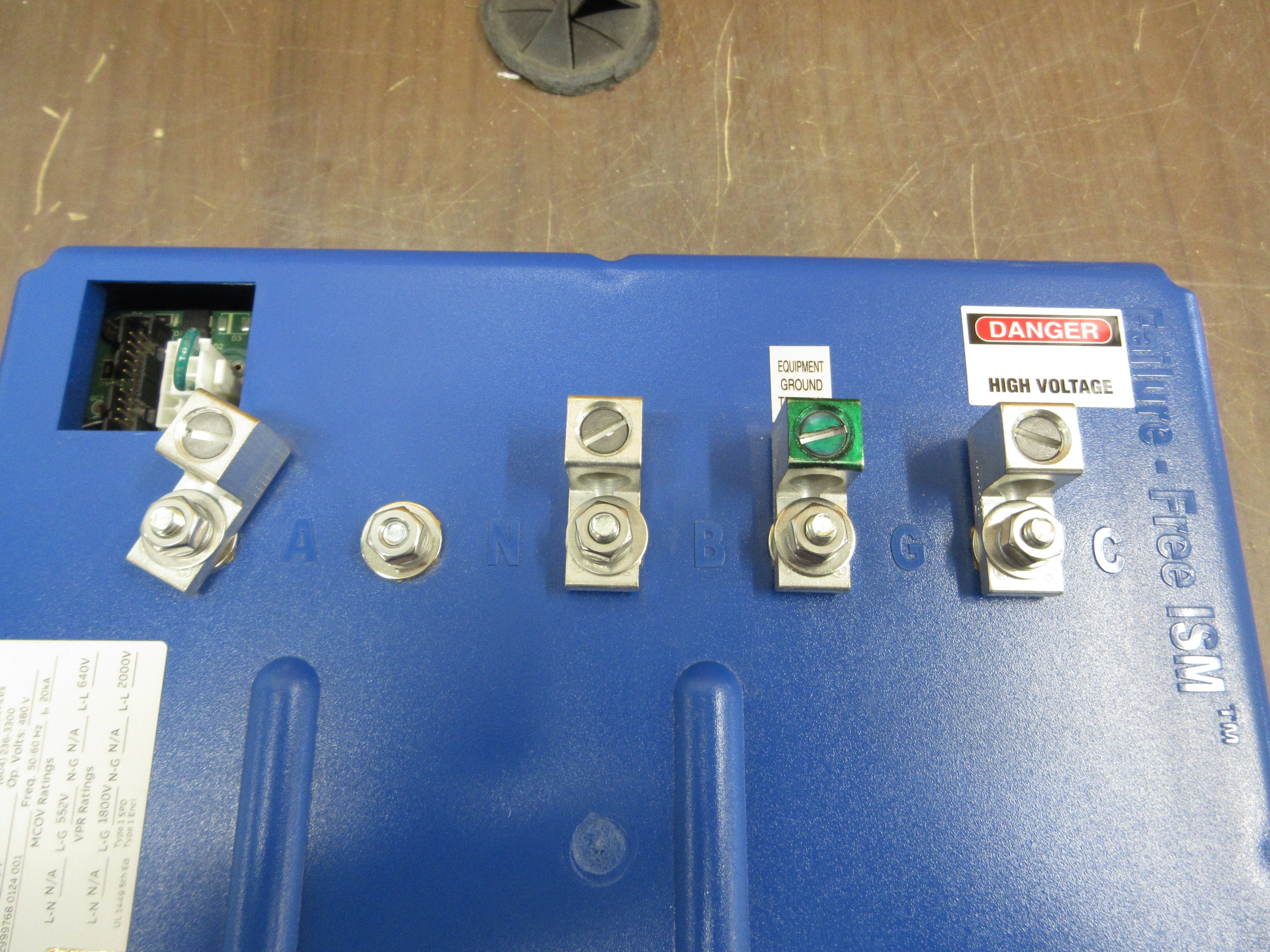 ABB Current Technology Surge Protection Unit ISM-200-480-3D-F 480V 50-60Hz Used