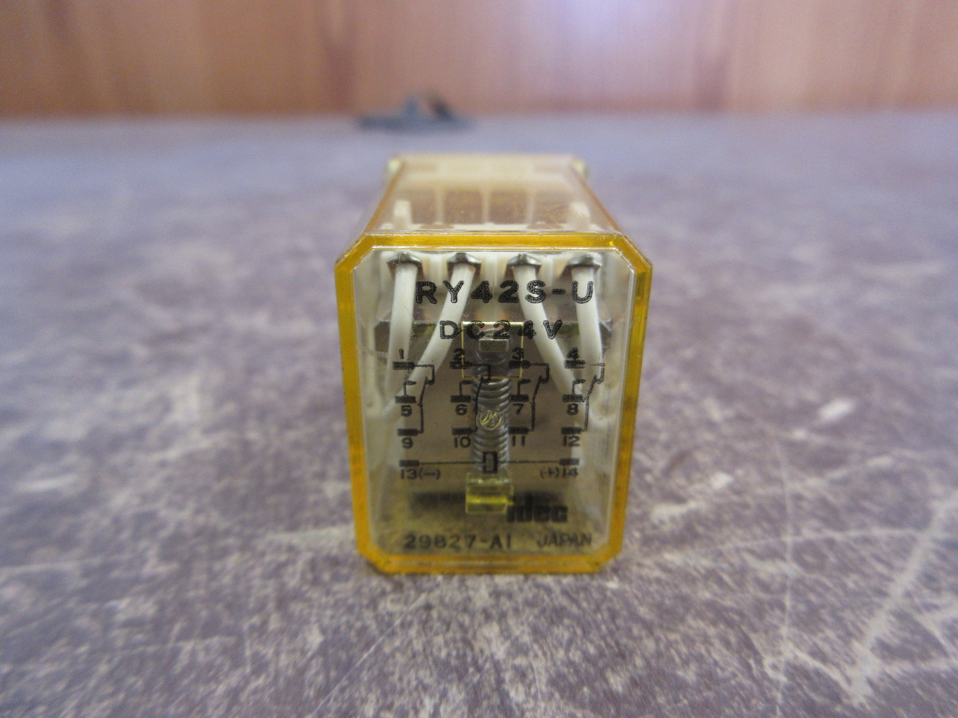 Idec Relay RY42S-U 24VDC Coil *Lot of 3* Used