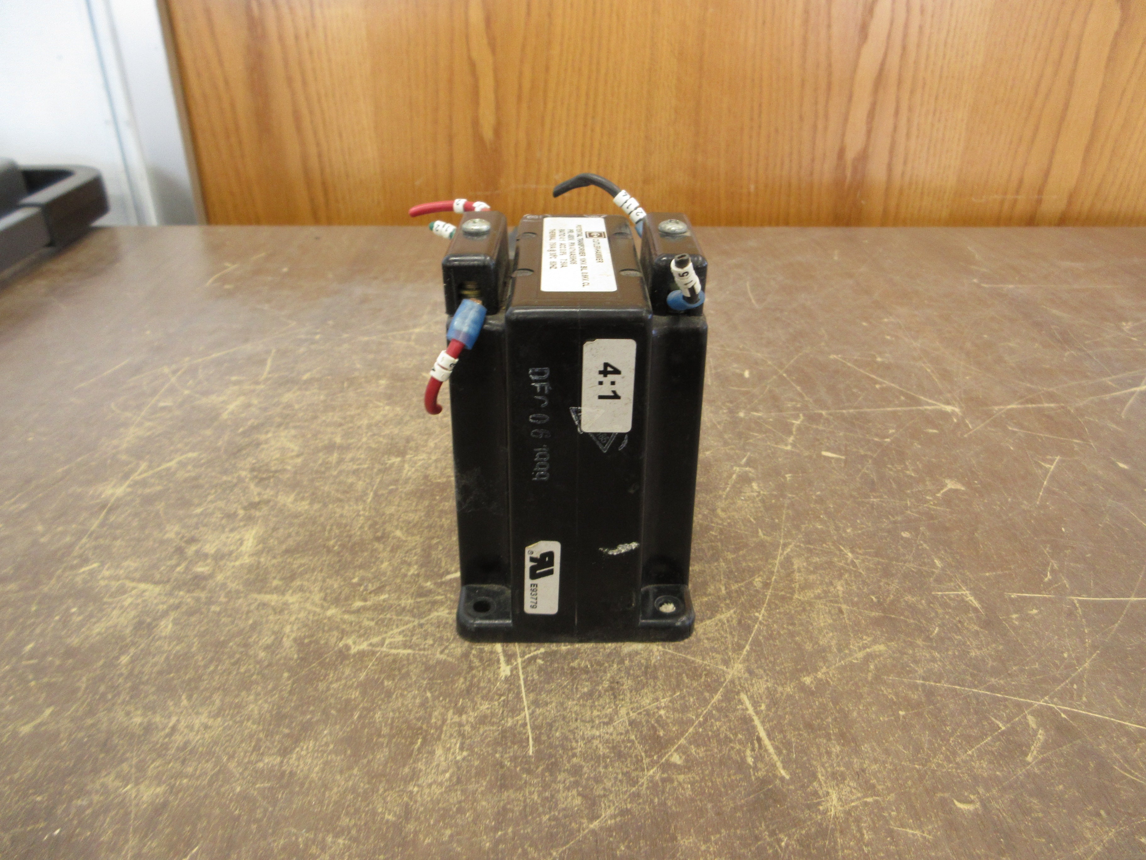 Cutler-Hammer Potential Transformer 4714A56H06 Pri: 480V Ratio 4:1 7.5VA 60Hz