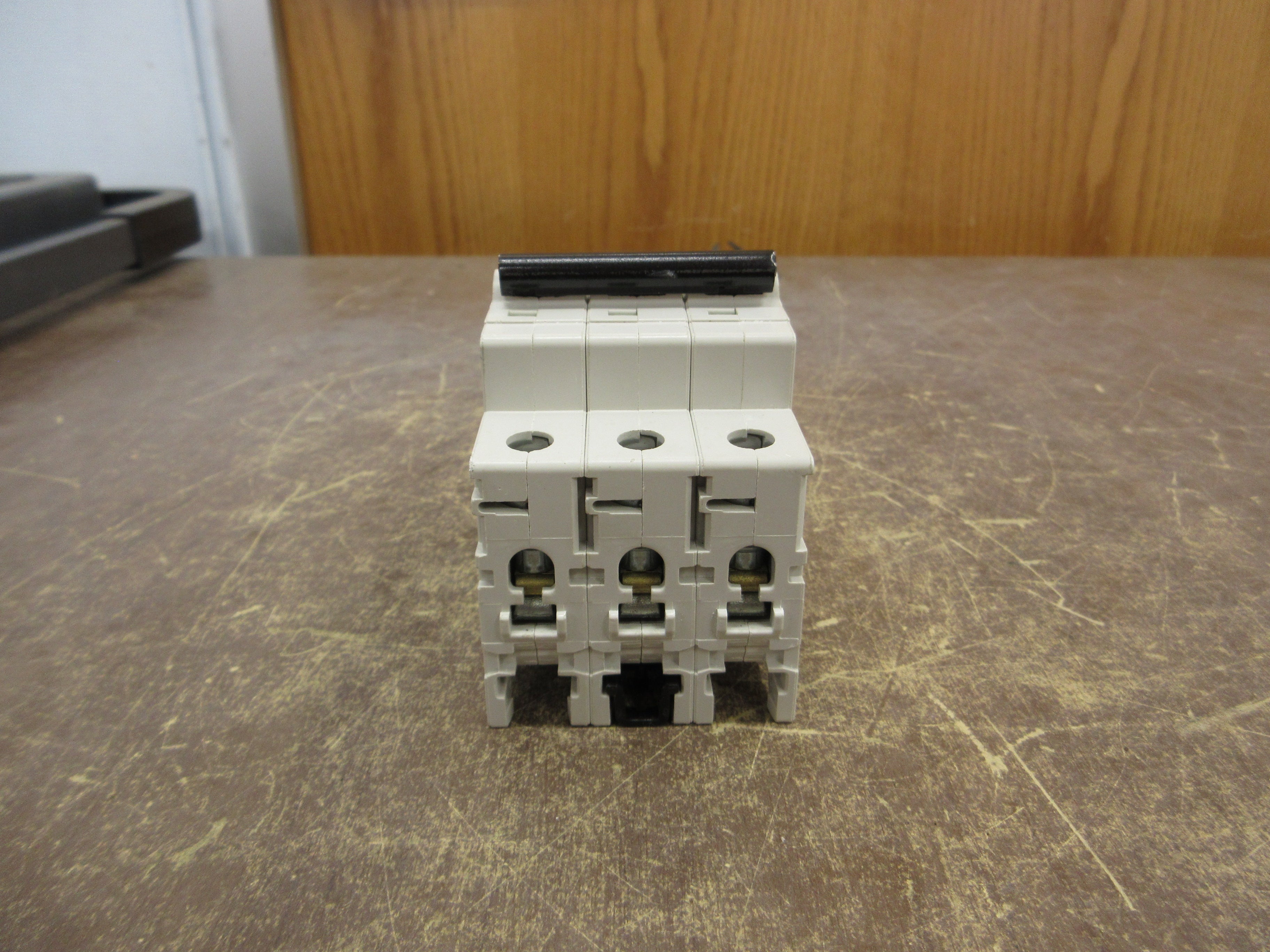 ABB Circuit Breaker S203P-K20A 20A 3P Used