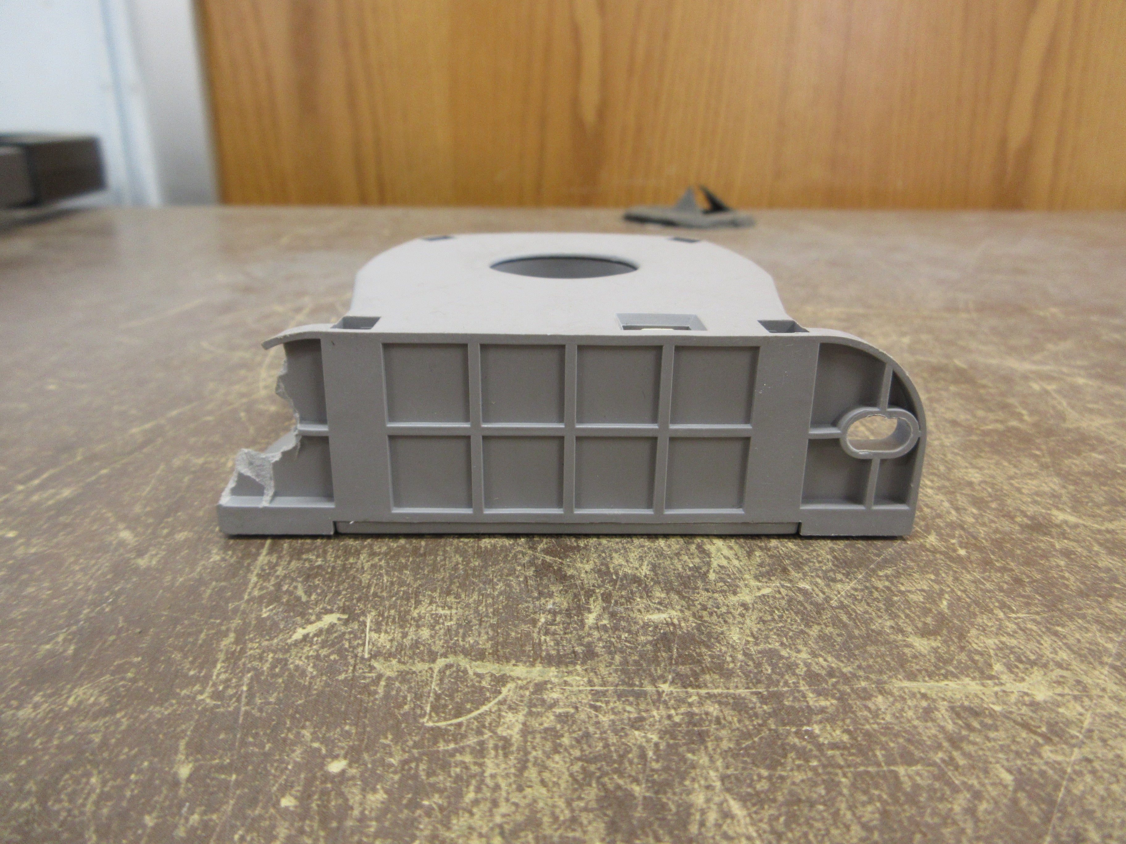 Honeywell Current Sensor CSNK500M *Broken Mounting Foot* Used