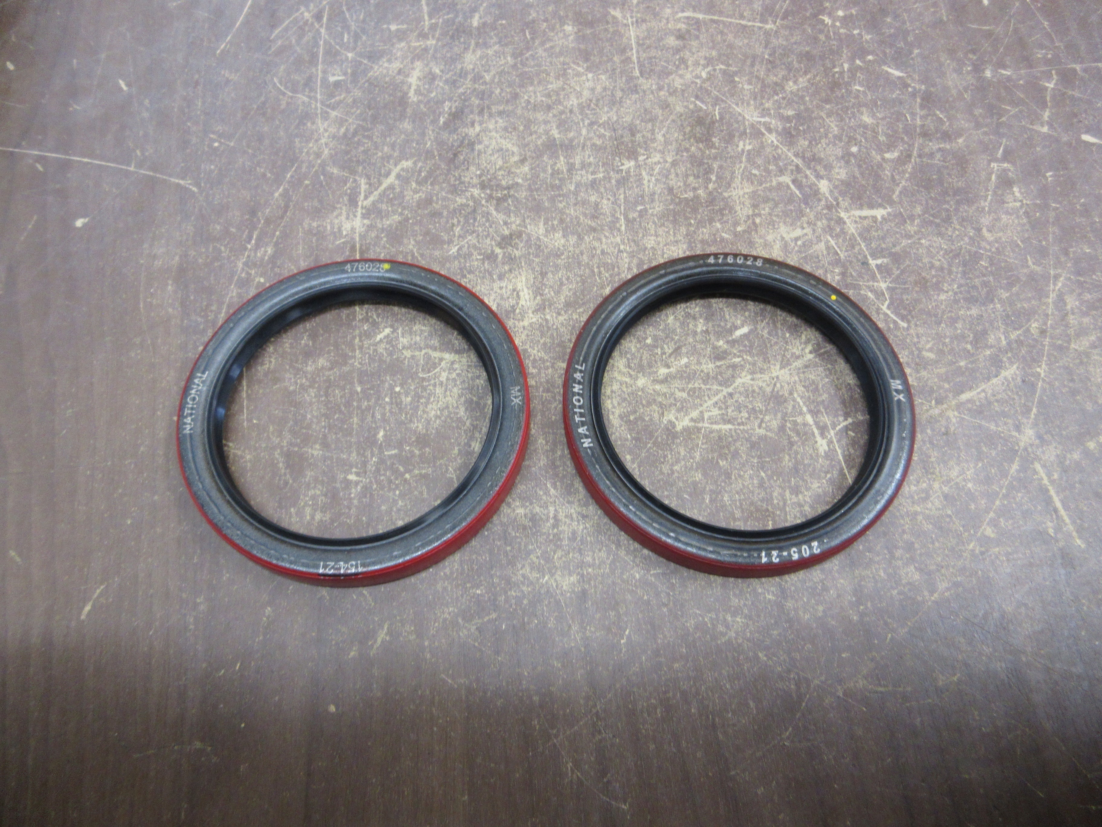 Timken National Oil Seal 476028 3.375 x 4.249 x 0.468 *Lot of 2* New Surplus