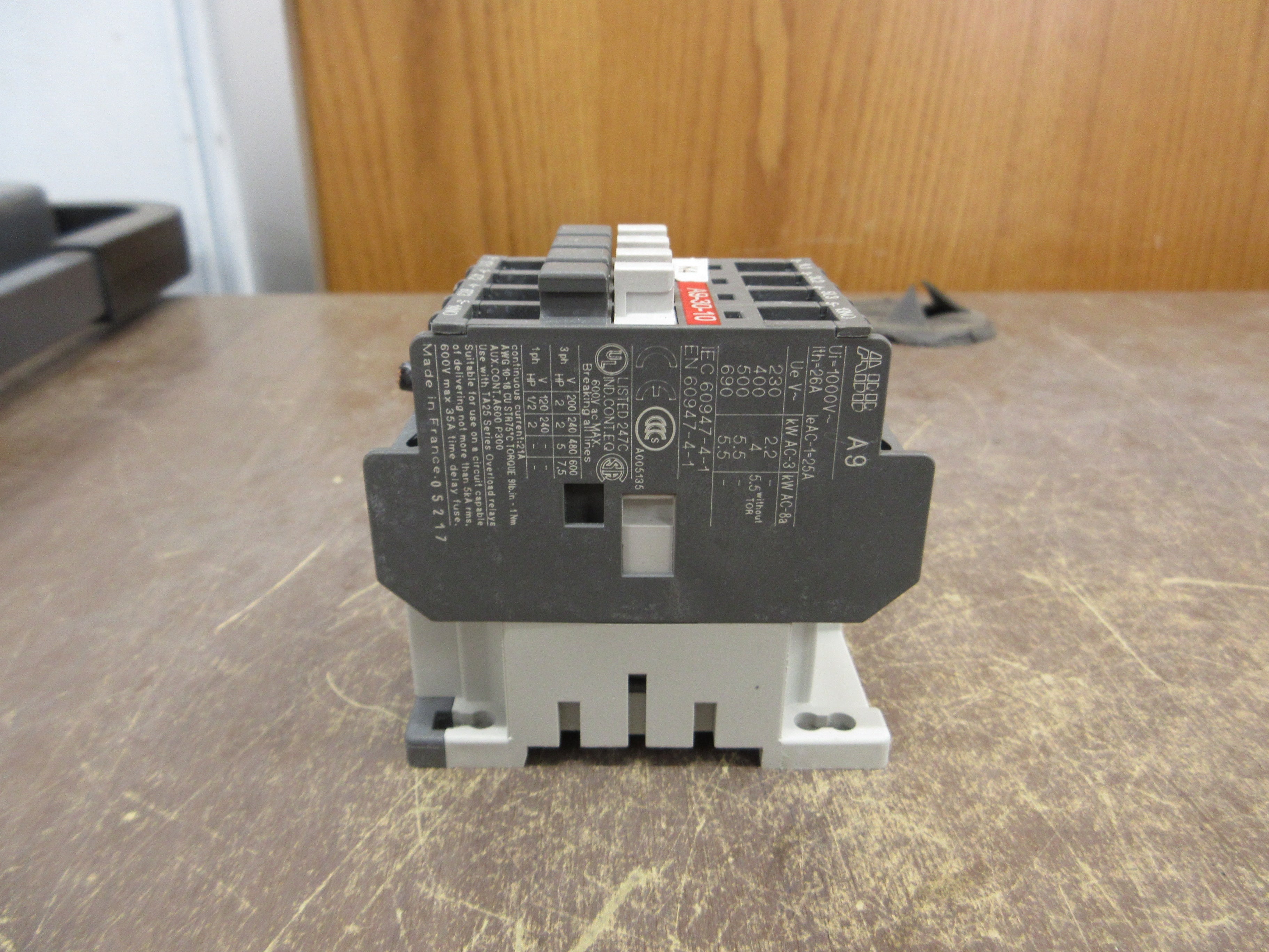 ABB Contactor A9-30-10 24V Coil Used
