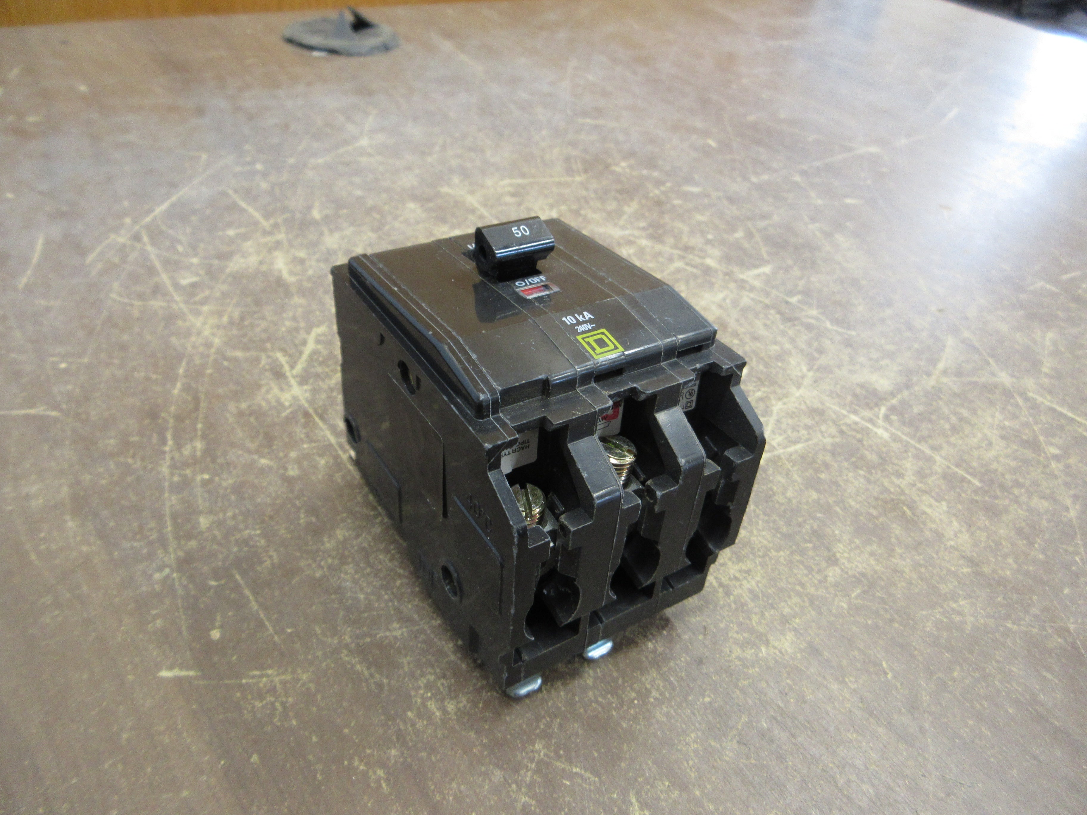 Square D Bolt-On Circuit Breaker QOB350 50A 240V 3P *No Mounting Screws* Used