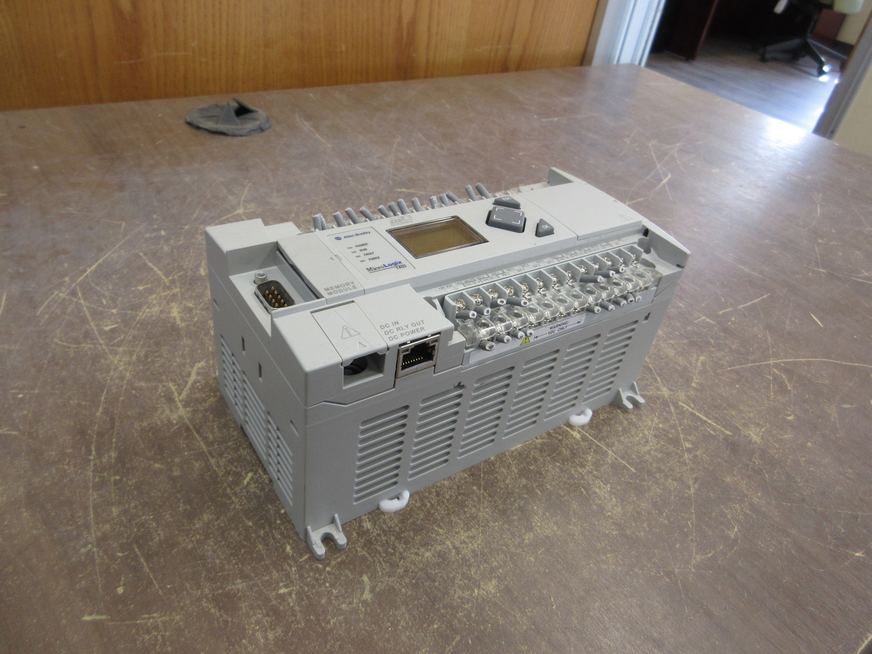 Allen-Bradley MicroLogix 1400 Controller 1766-L32BXB Ser. B FRN. 15 Used