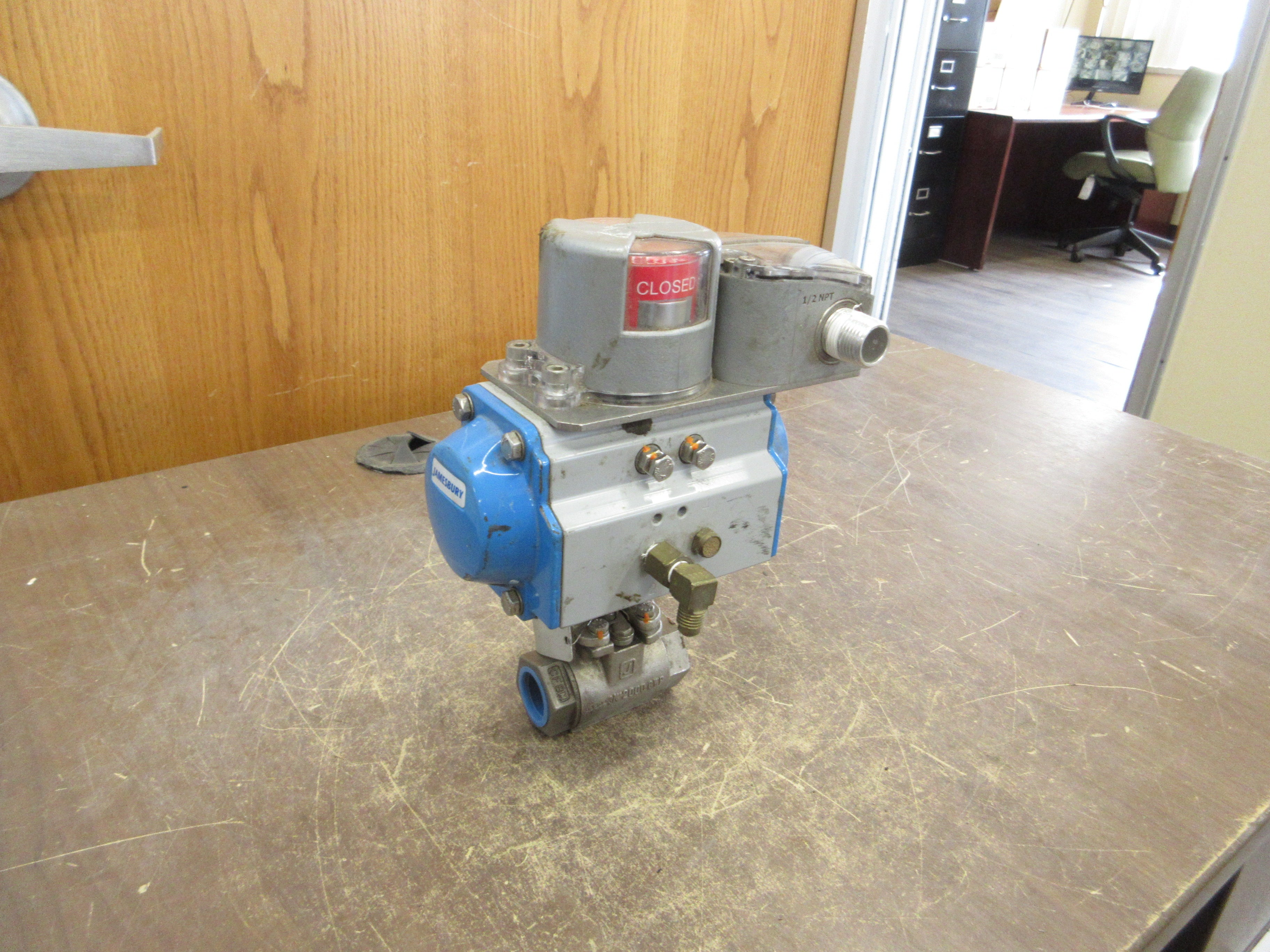 Jamesbury Actuated Valve VPVL100 SR4/5 B C 3/4" Positioner Model #: EN33C02RA