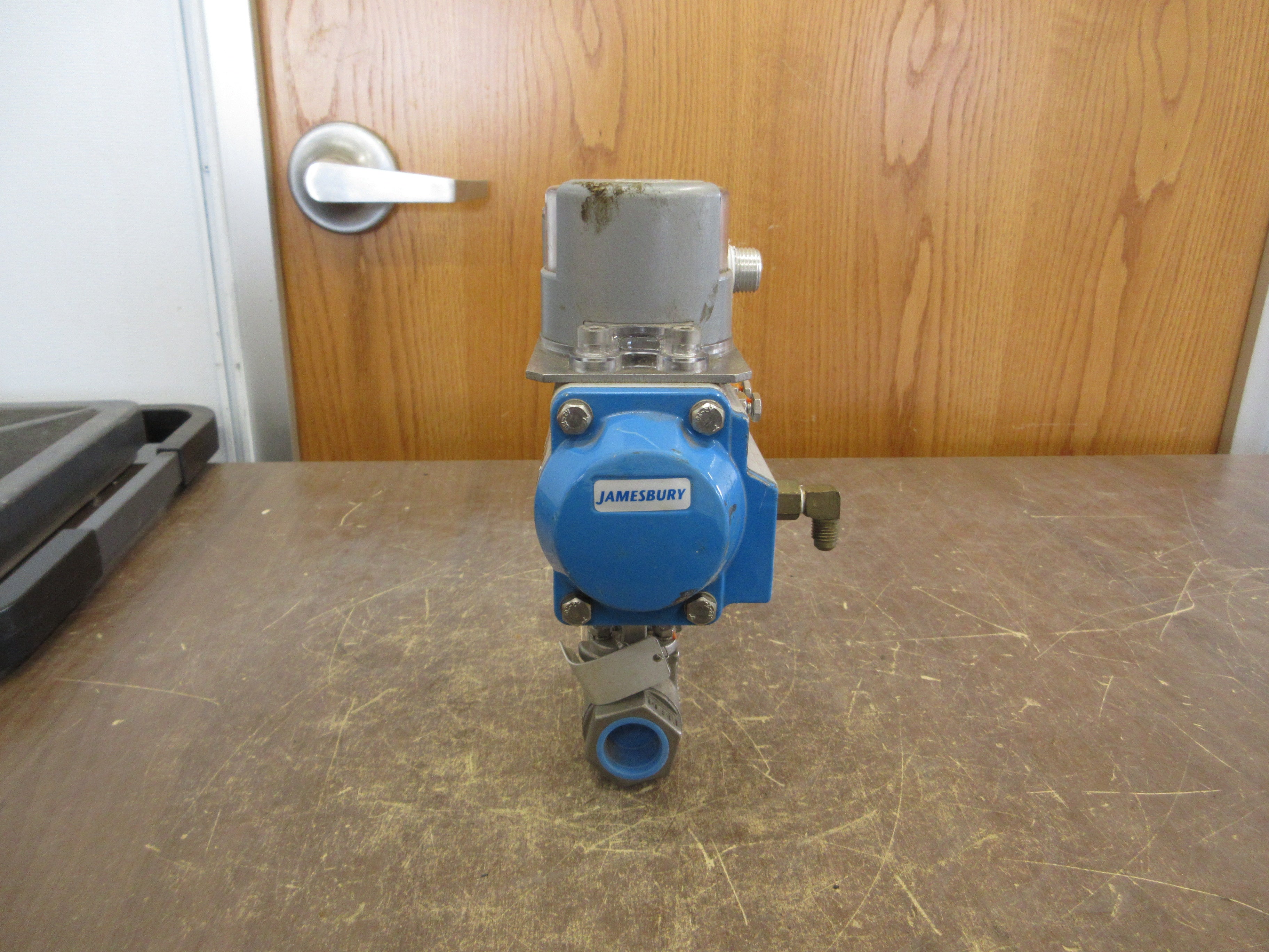 Jamesbury Actuated Valve VPVL100 SR4/5 B C 3/4" Positioner Model #: EN33C02RA