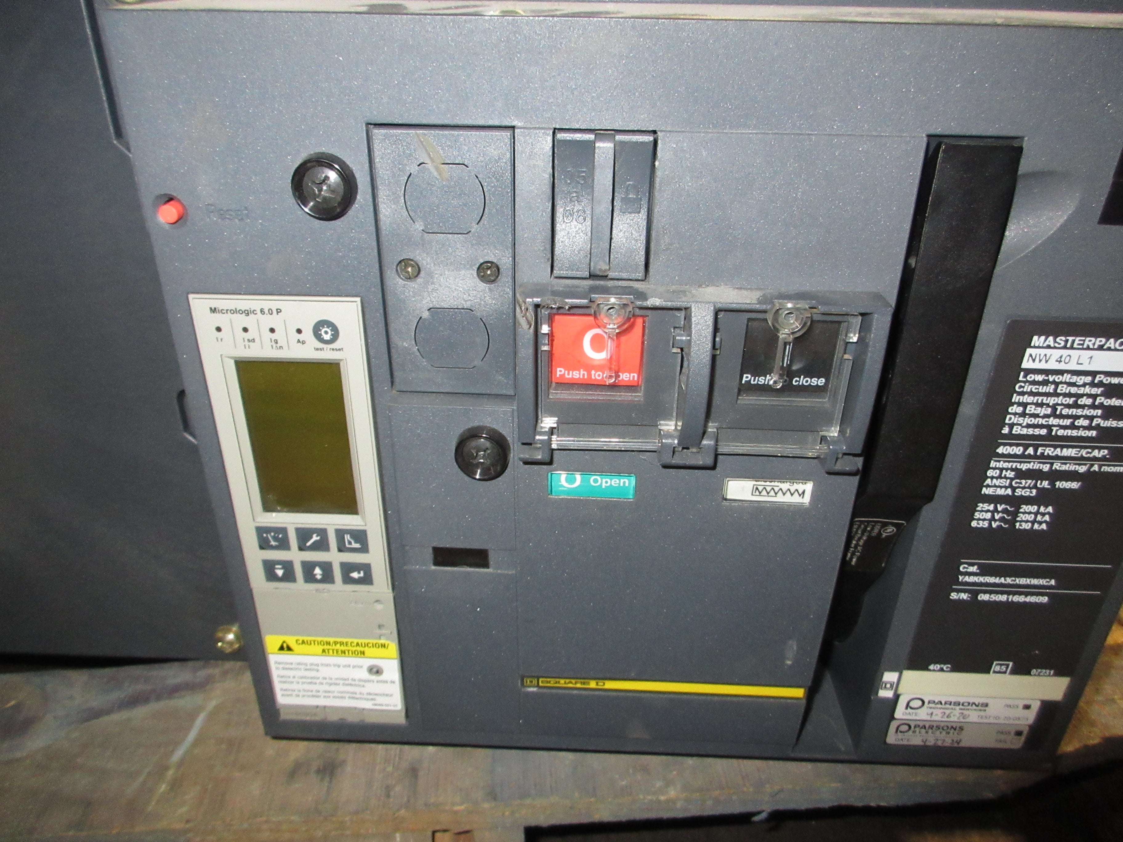 Square D Masterpact NW 40 L1 Circuit Breaker YA8KKR64A3CXBXWXCA 4000A Used