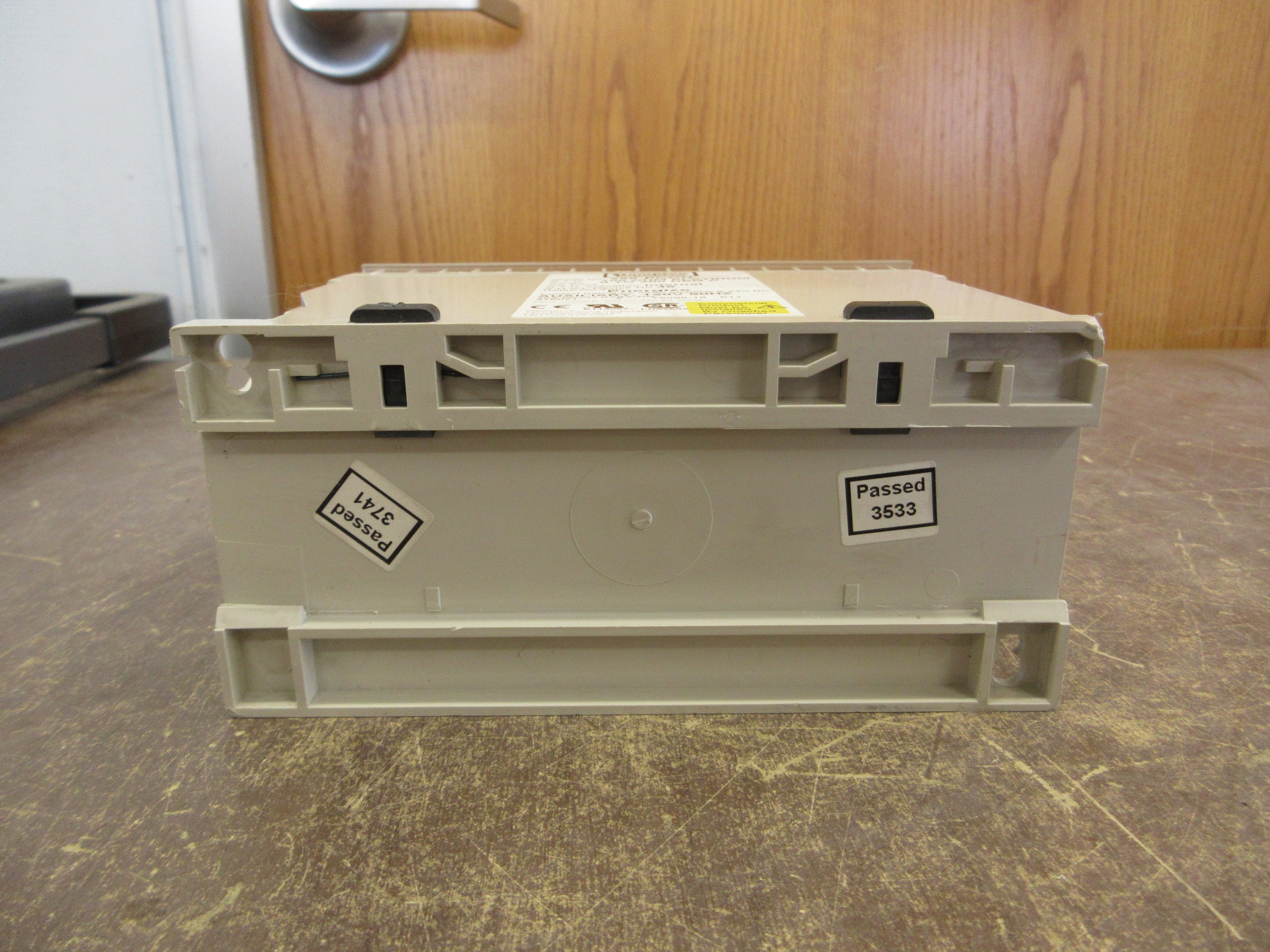 Crompton Temperature Relay 256-PCCU-R2BX-DG Range: 0-200°C RTD: 100 ohm Platinum