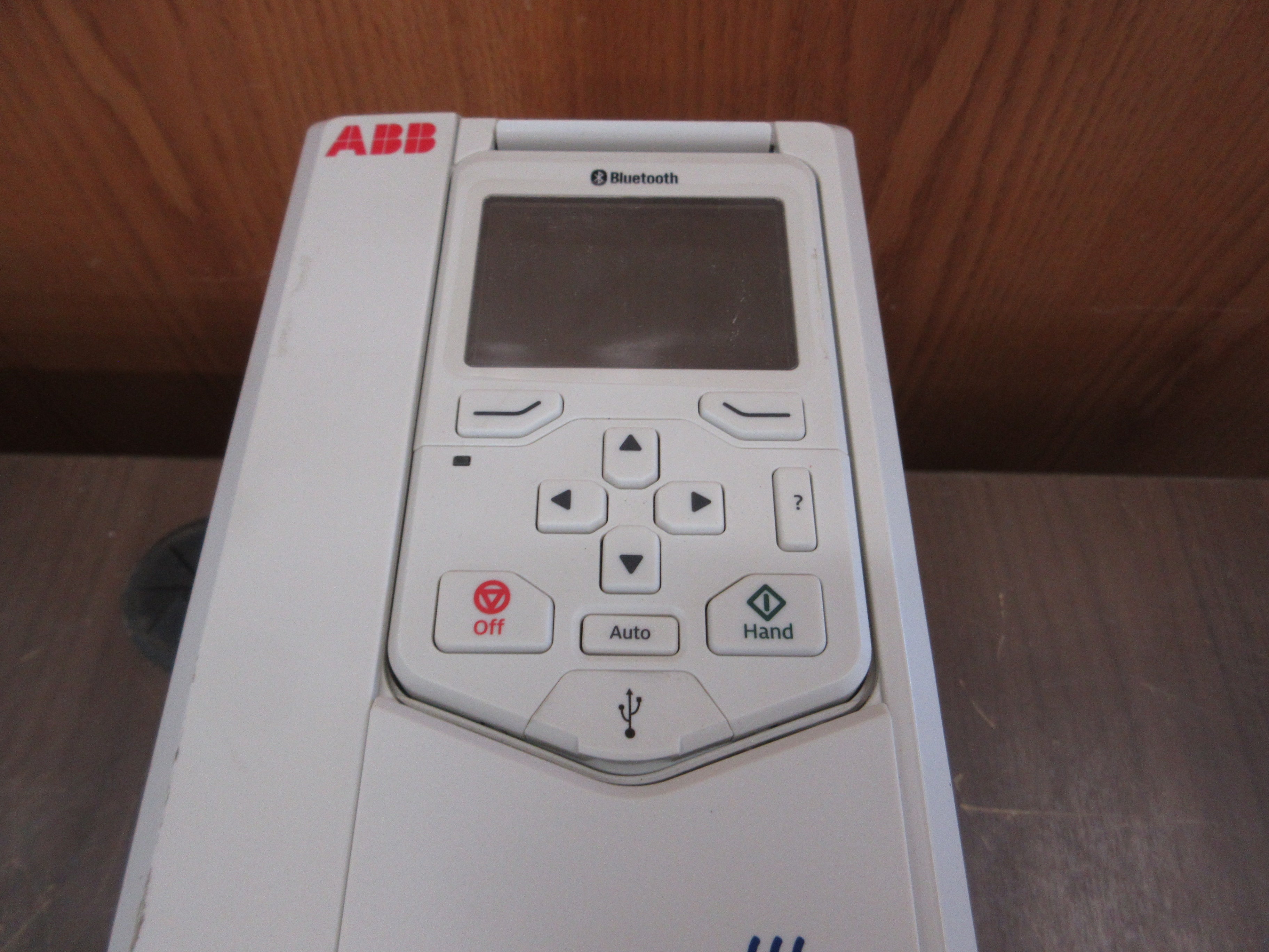 ABB ACH580 AC Drive ACH580-01-017A-2+0J400+P922 5HP 3Ph w/ Disconnect w/ Keypad