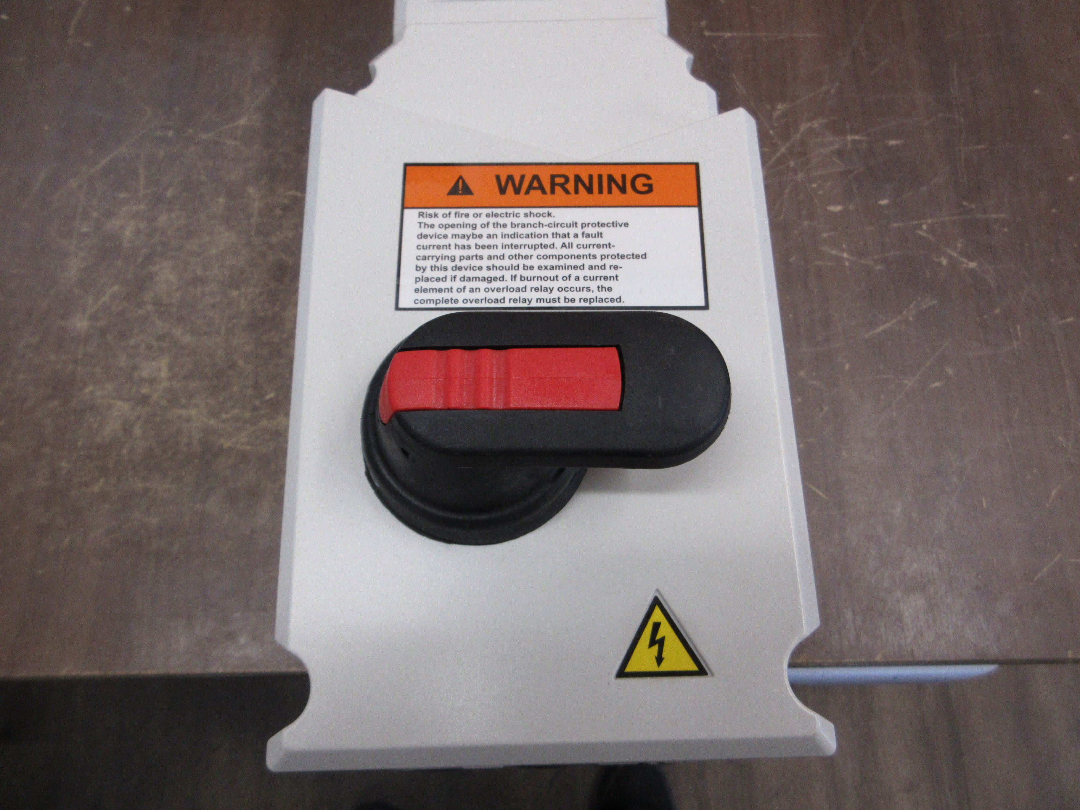 ABB ACH580 AC Drive ACH580-01-017A-2+0J400+P922 5HP 3Ph w/ Disconnect w/ Keypad