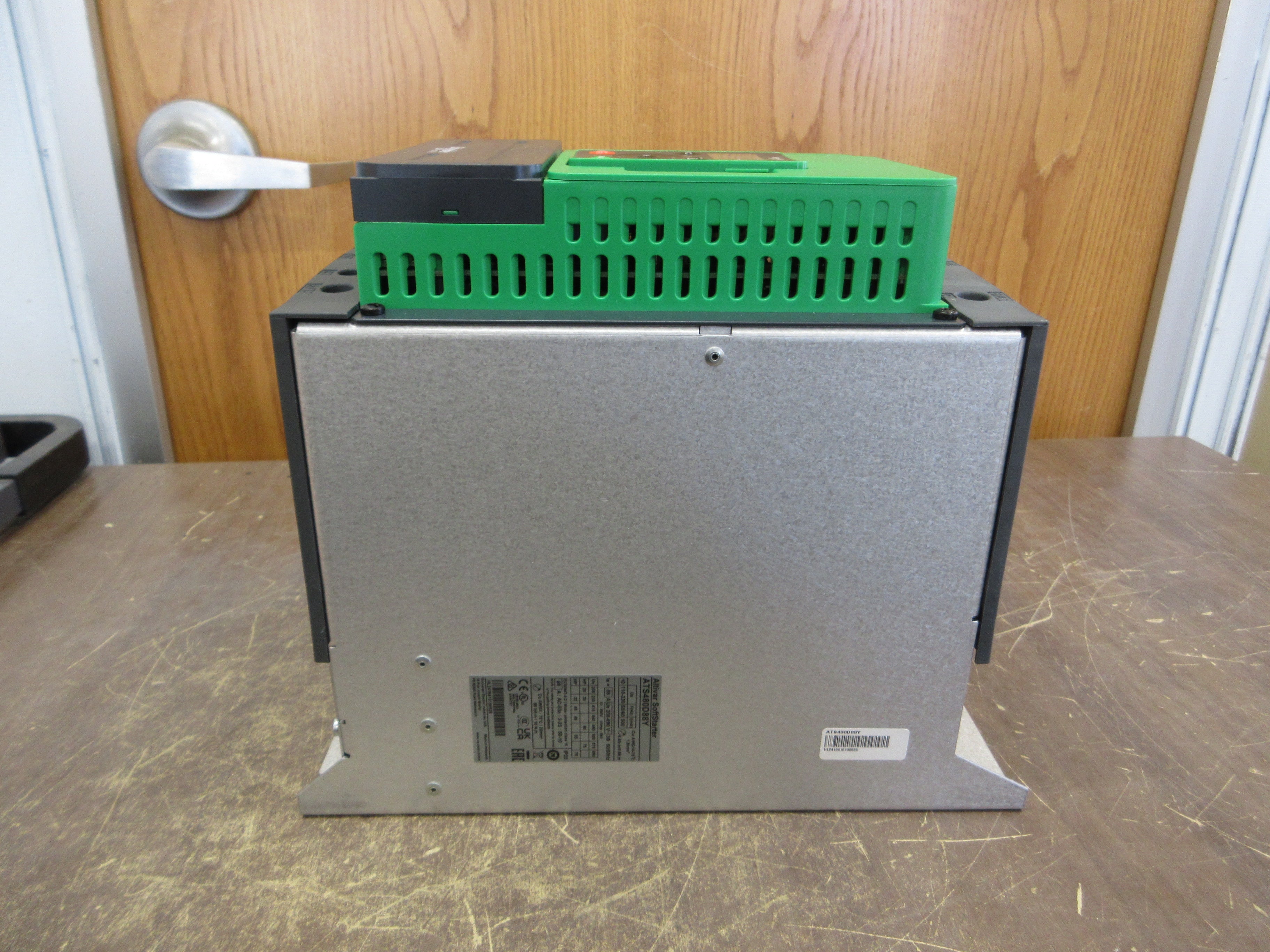 Schneider Electric Altivar Soft Start ATS480D88Y 208-690V 50/60Hz New Surplus
