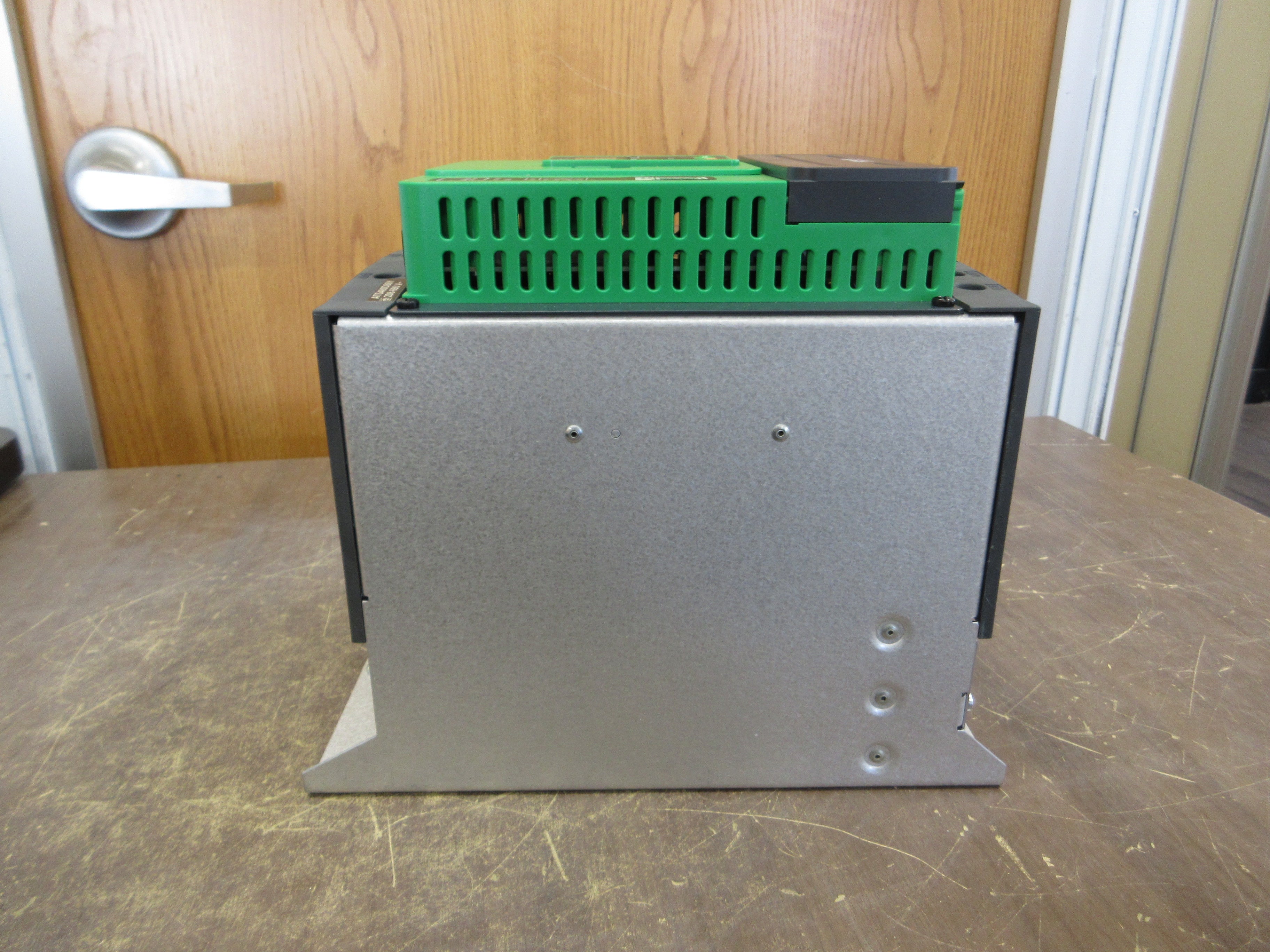 Schneider Electric Altivar Soft Start ATS480D88Y 208-690V 50/60Hz New Surplus