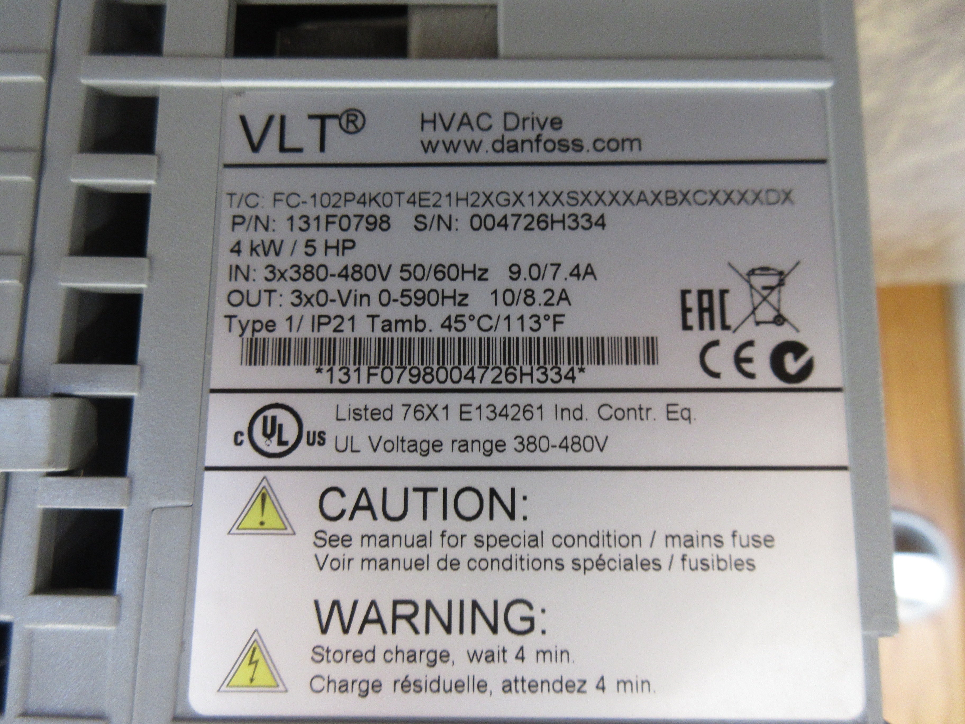 Danfoss VLT AC Drive 131F0798 5HP 3Ph w/ Disconnect w/ Keypad Used