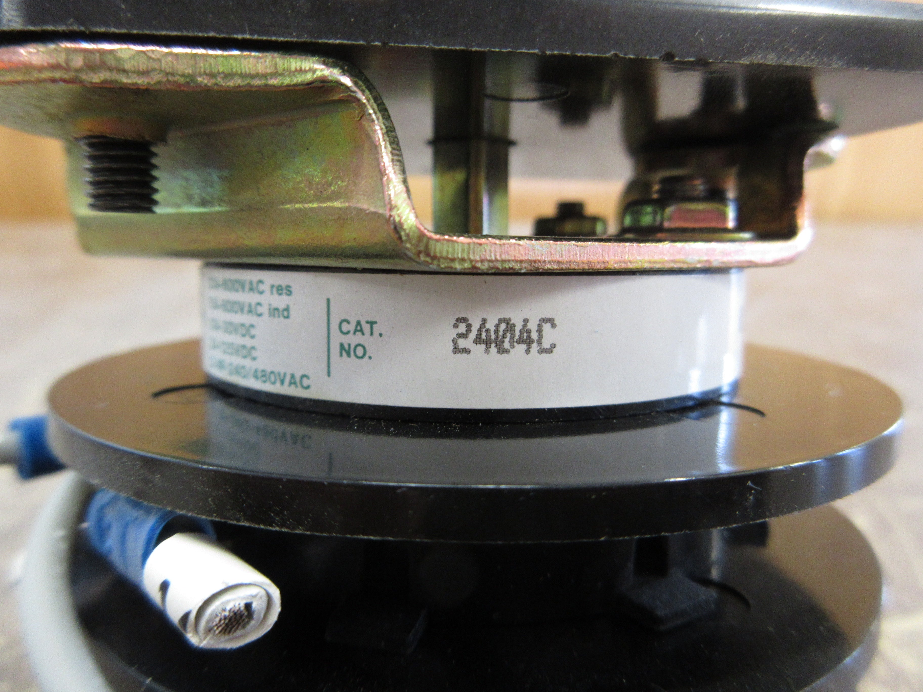 Electroswitch Series 24 Voltmeter Rotary Switch 2404C Used