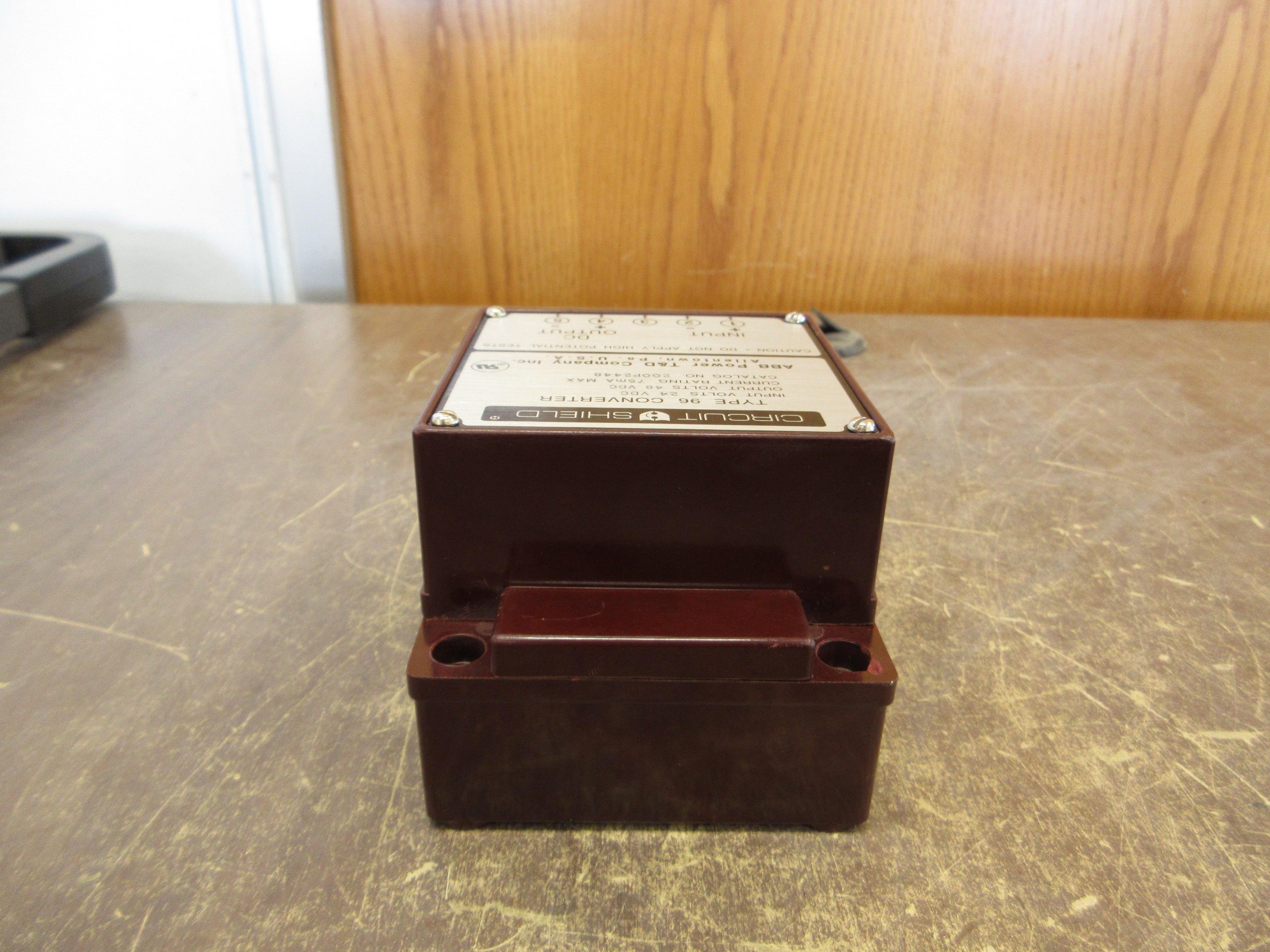 ABB Circuit Shield Type 96 Converter 200P2448 Input: 24VDC Output: 48VDC 75mA