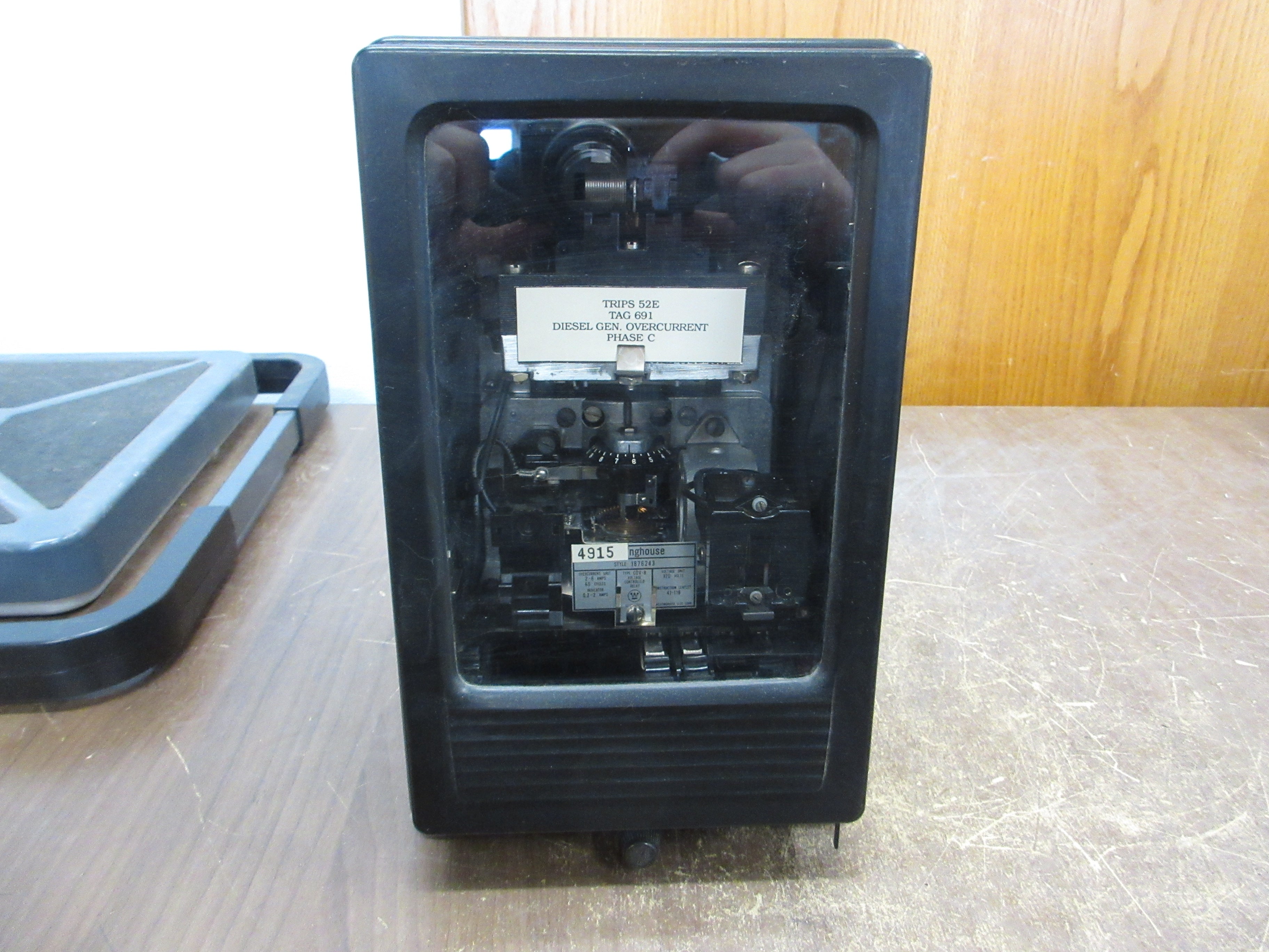 Westinghouse Type COV-8 Voltage Controlled Relay 1876243 120V 2-6A 60Hz Used