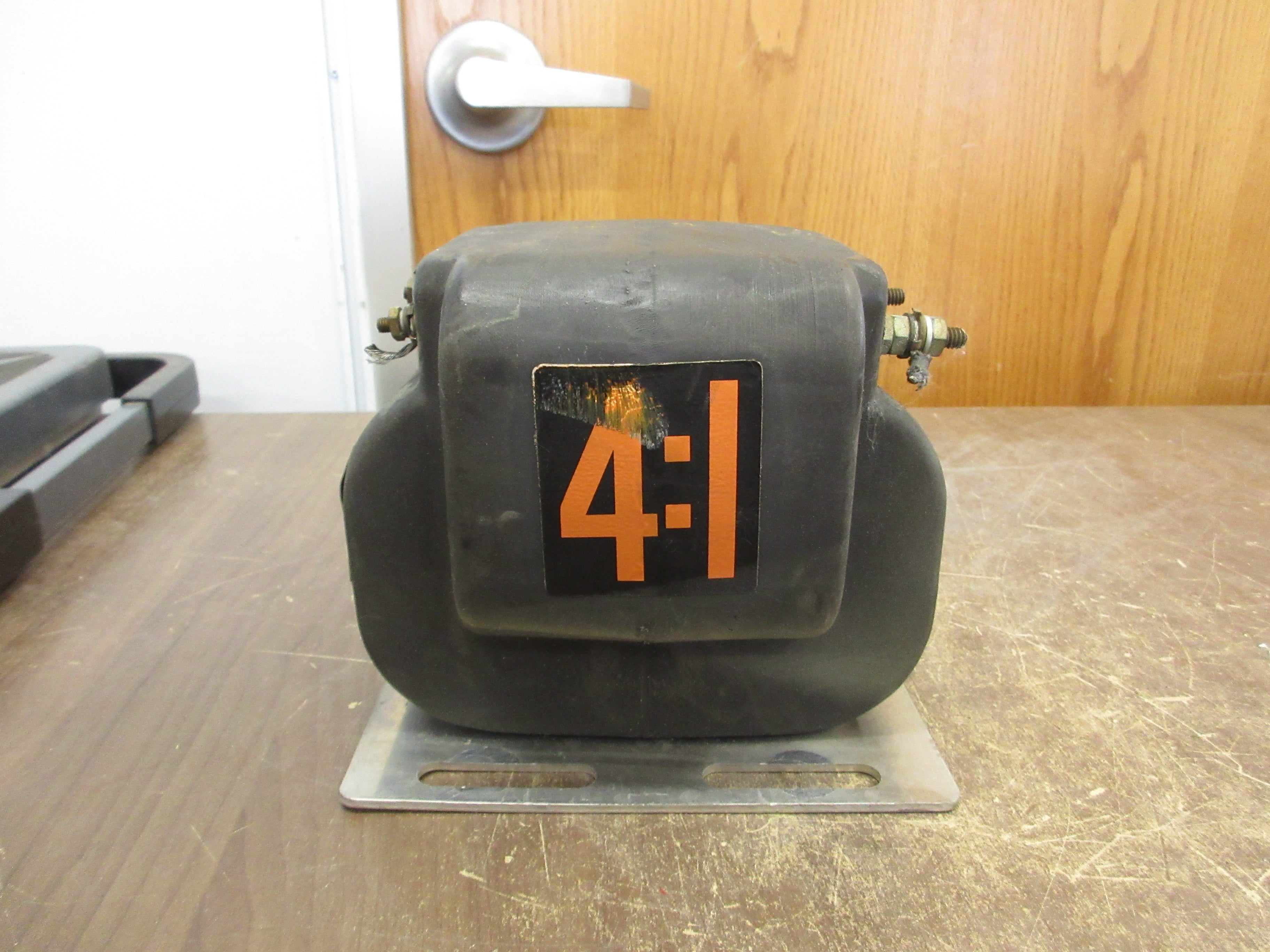 Westinghouse Type empl Potential Transformer 254A481G04 Pri: 480Y/480V Ratio 4:1