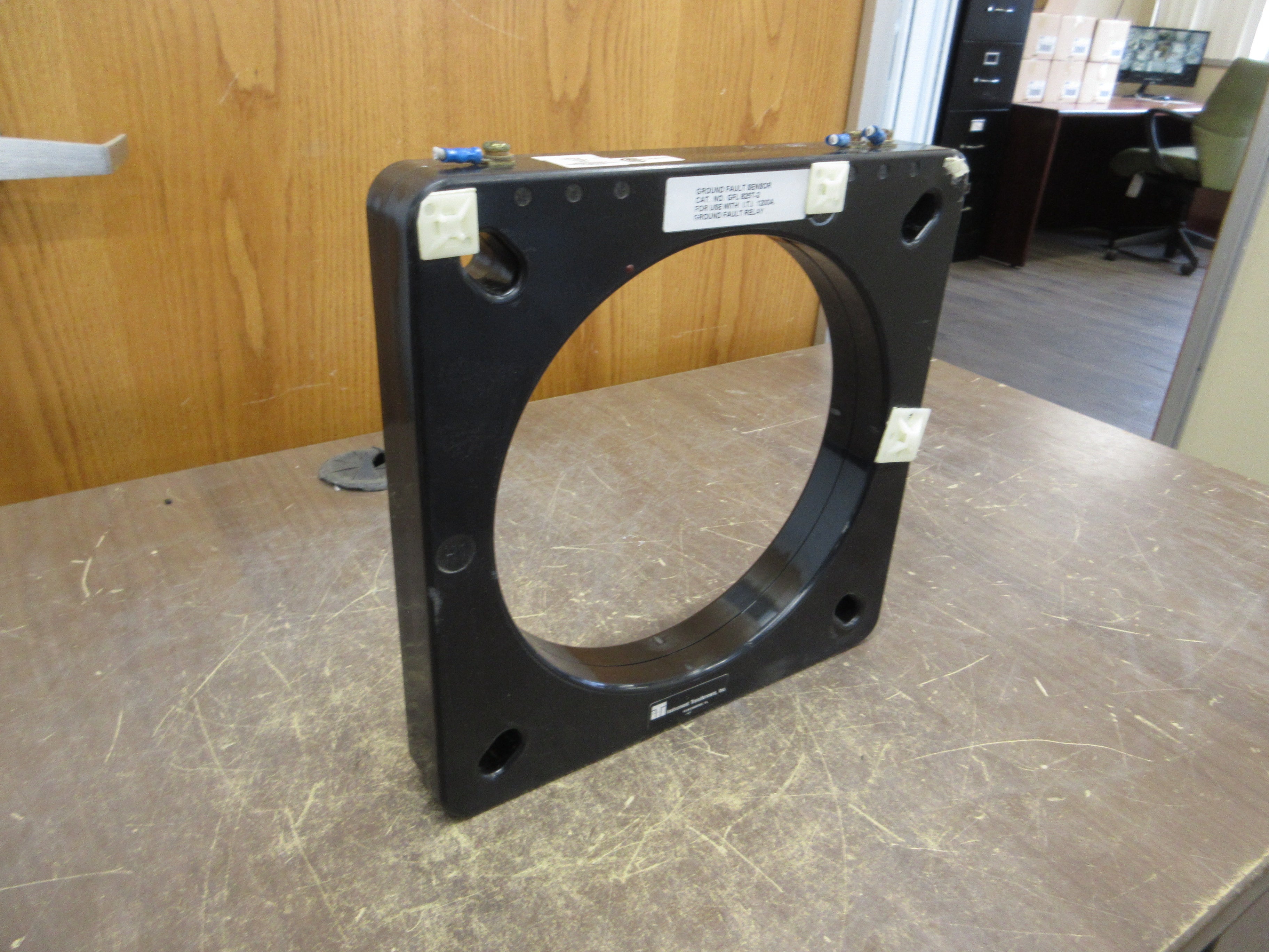 Instrument Transformers Ground Fault Sensor GFL 825T-2 1200A Used