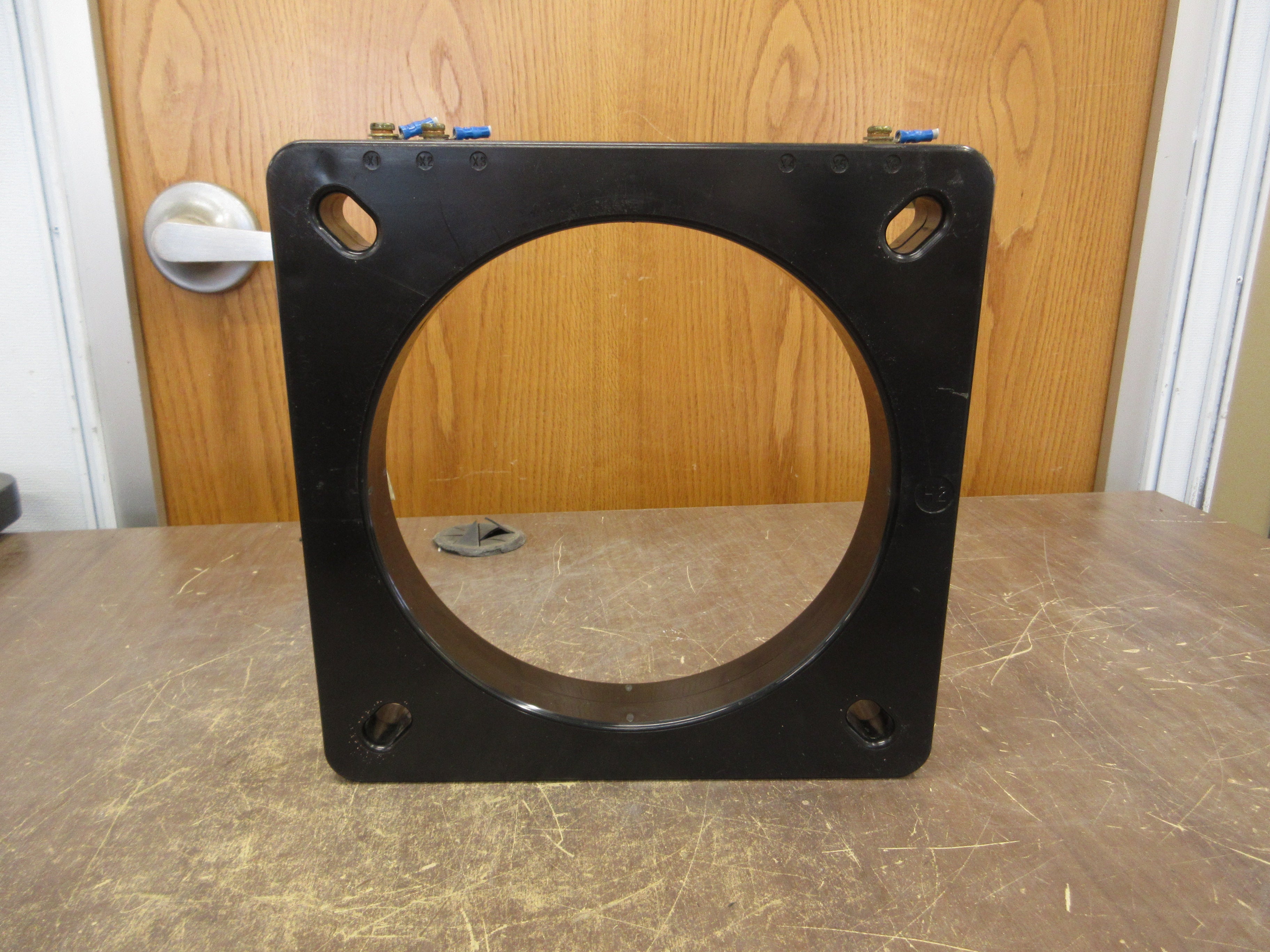 Instrument Transformers Ground Fault Sensor GFL 825T-2 1200A Used