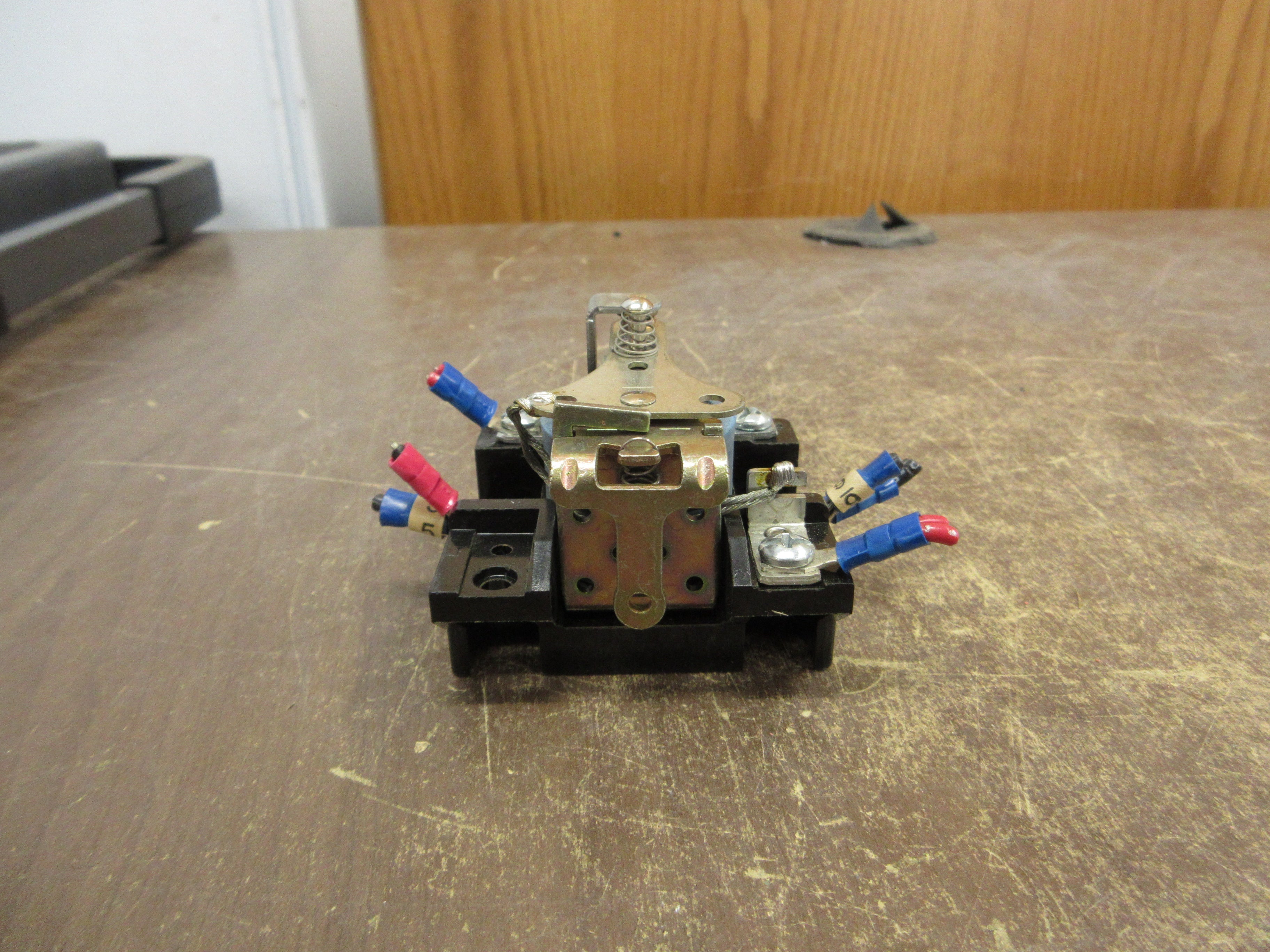 Zenith Relay K-1049 120V Coil Used