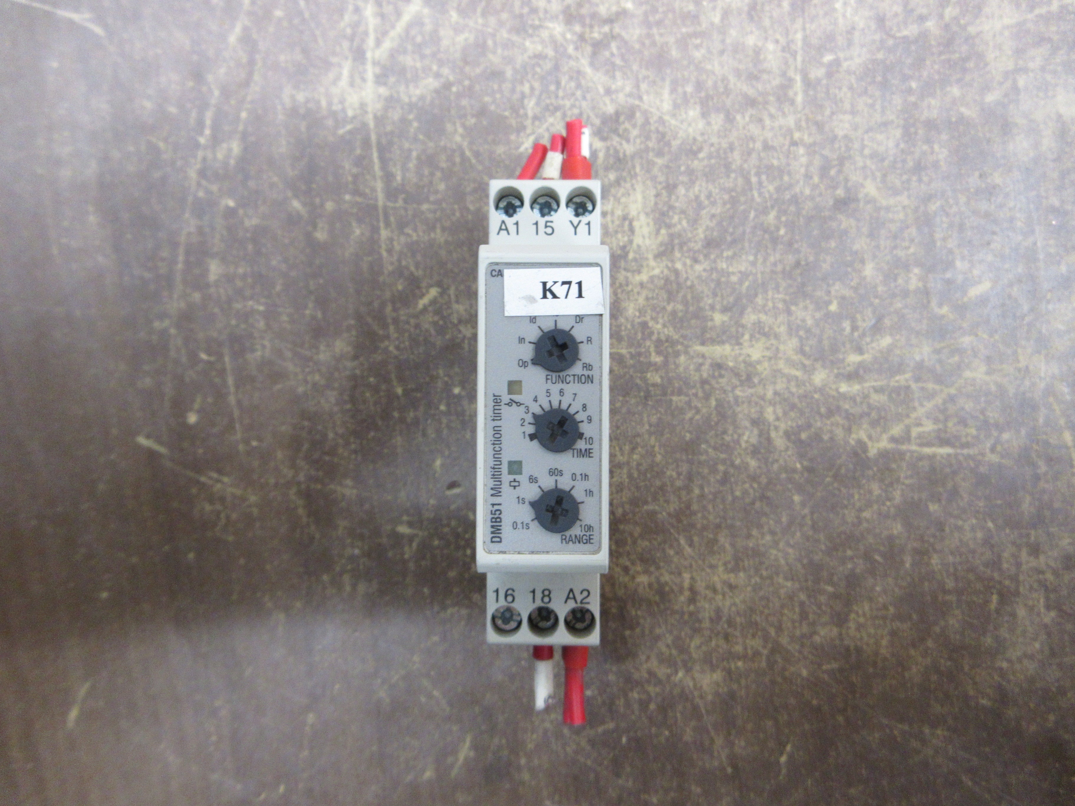 Carlo Gavazzi Multifunction Timer DMB51CM24 24-240VAC 24VDC Used
