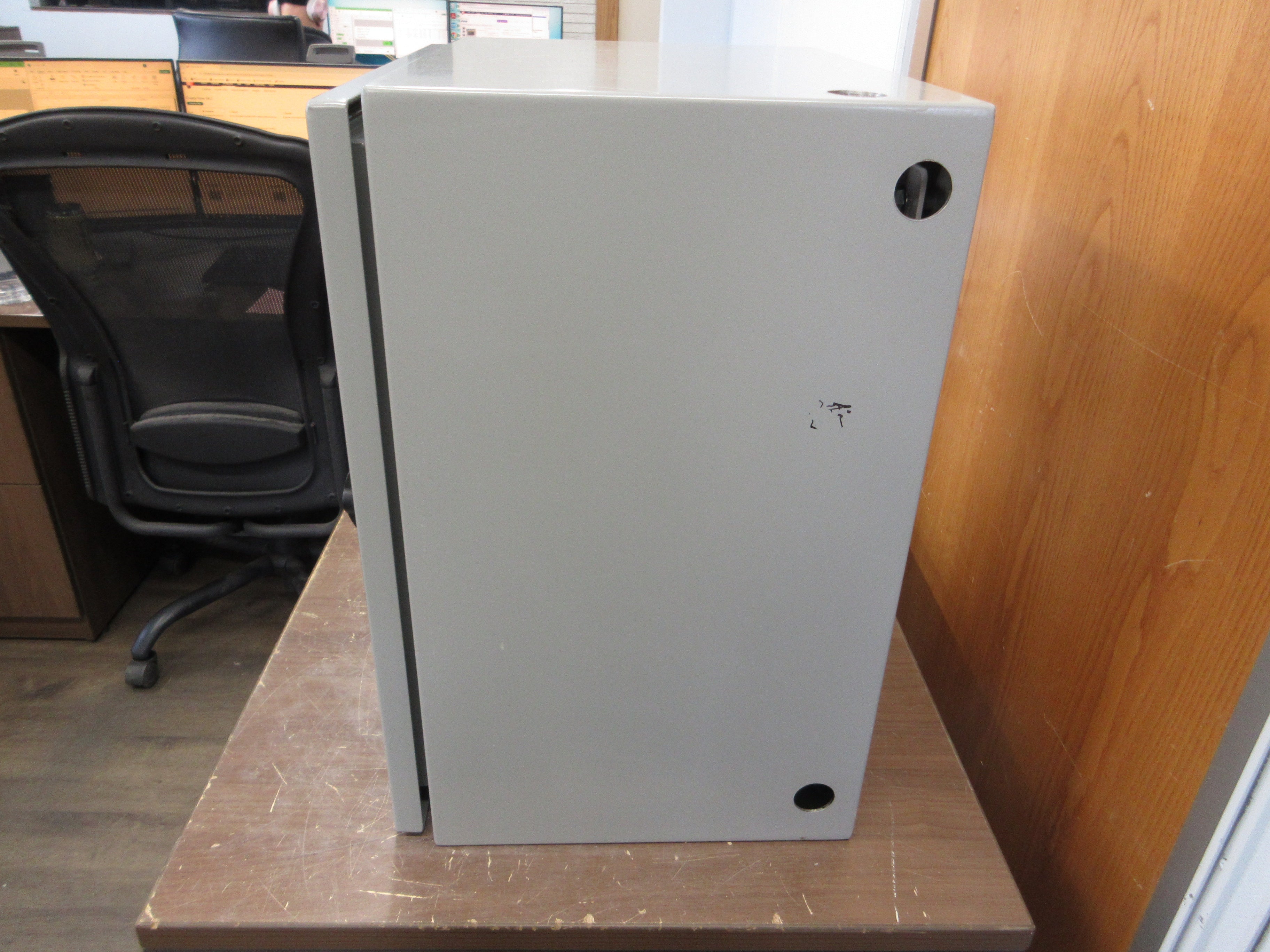 Square D PowerLogic ION 7550 Power Meter Assembly 26925152-004 Type 12 Enclosure