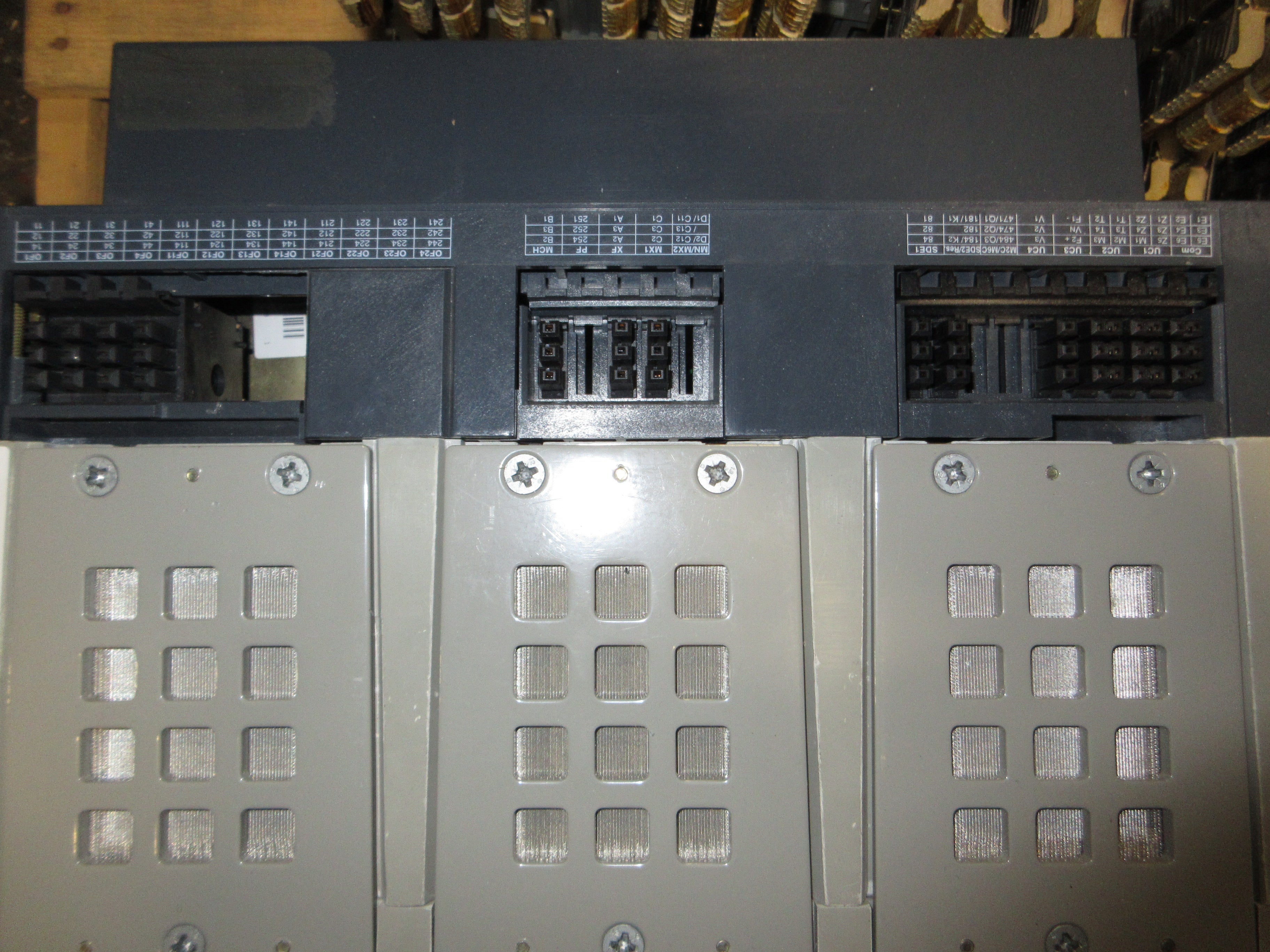 Square D Masterpact NW 40 L1 Circuit Breaker YA8KKR64A3SXBXWXCA 4000A Used