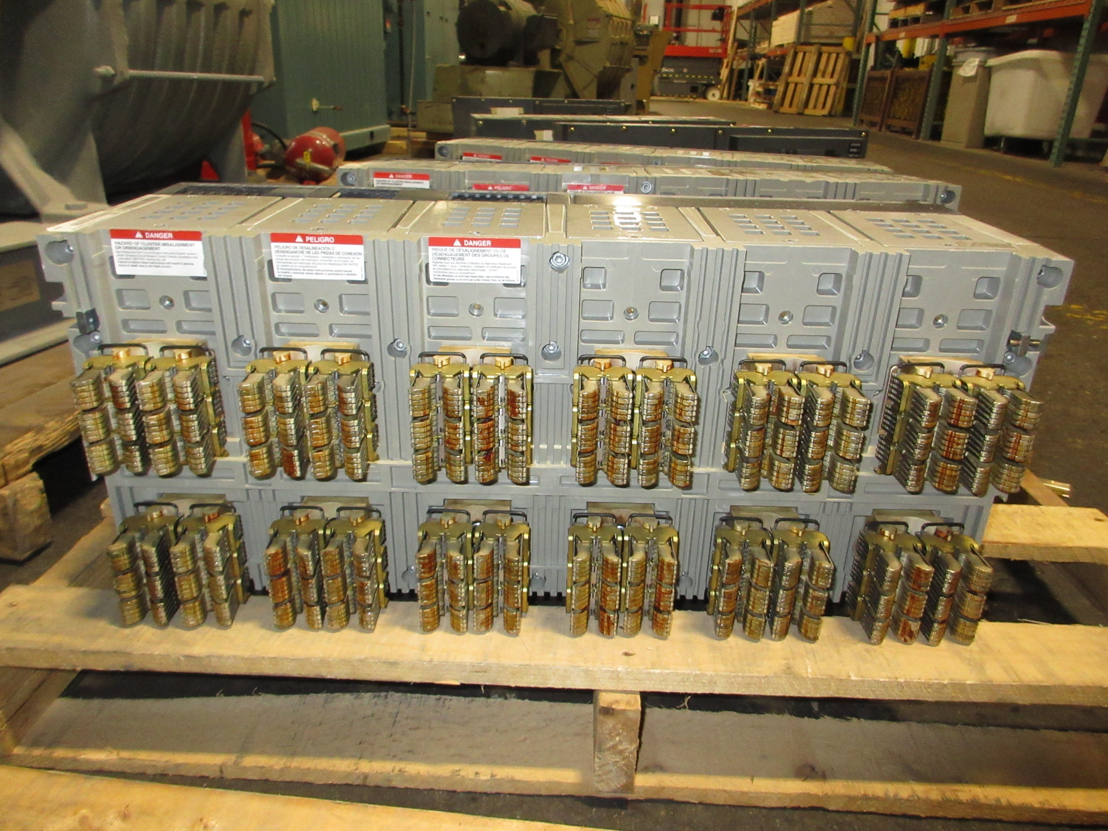 Square D Masterpact NW 40 L1 Circuit Breaker YA8KKR64A3SXBXWXCA 4000A Used
