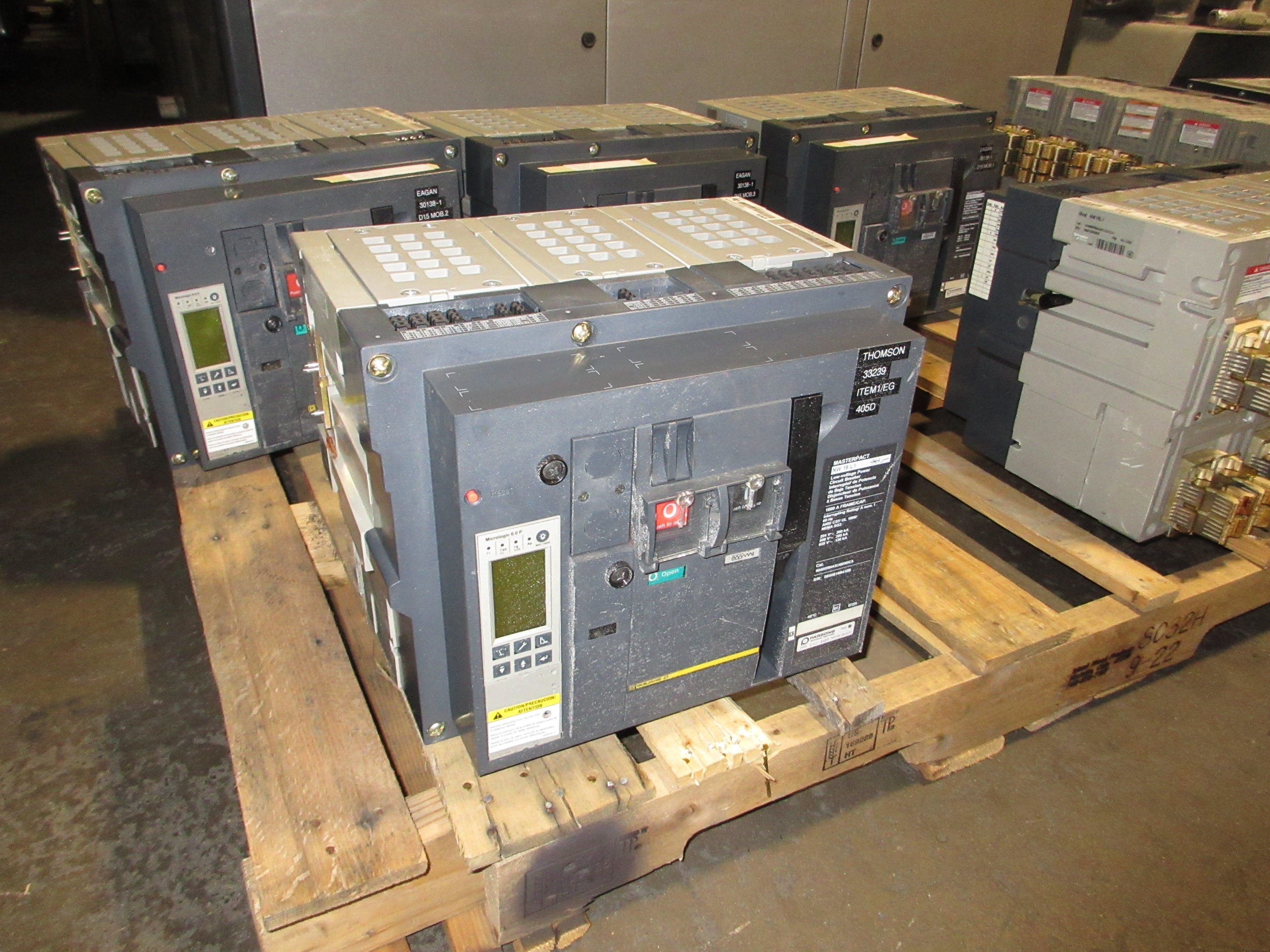 Square D Masterpact NW 16 L1 Circuit Breaker WABEER64A3CXBXWXCA 1600A Used