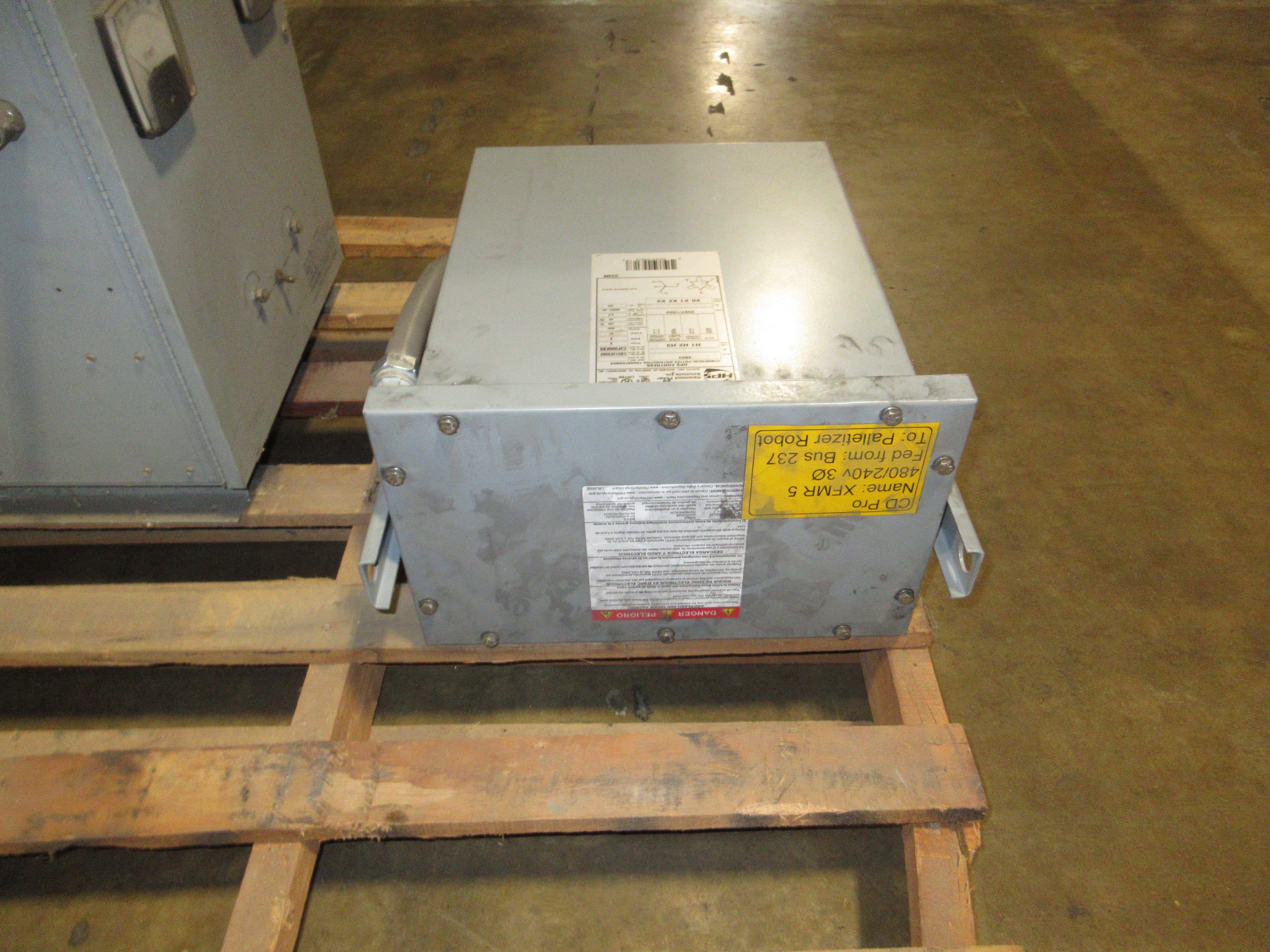 HPS Fortress Transformer C3F006KBS 6kVA Pri: 480V Sec: 208Y/120V 3Ph 60Hz Used