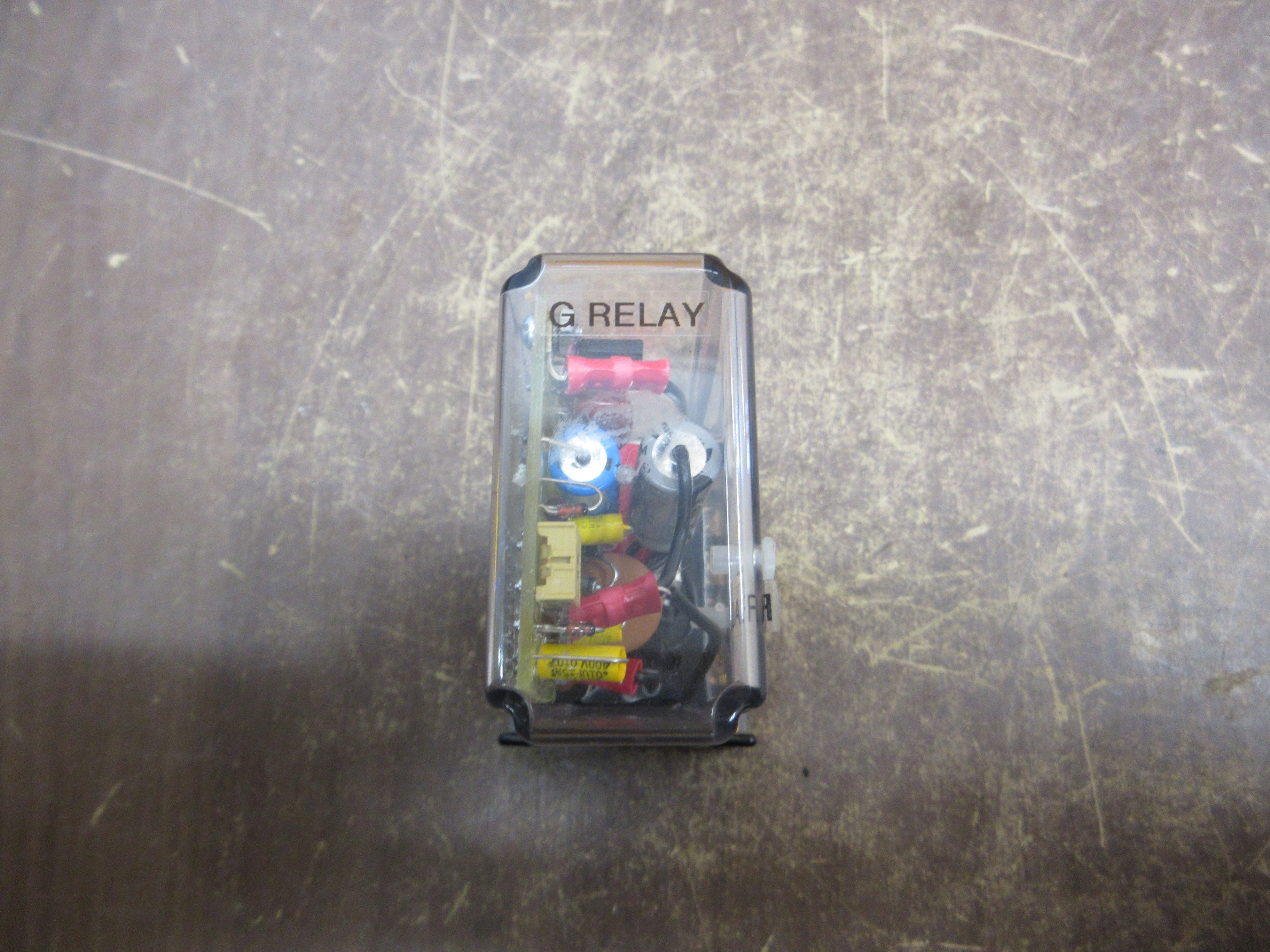 Russelectric Relay 1700-0260 Rev. A w/ Base Used
