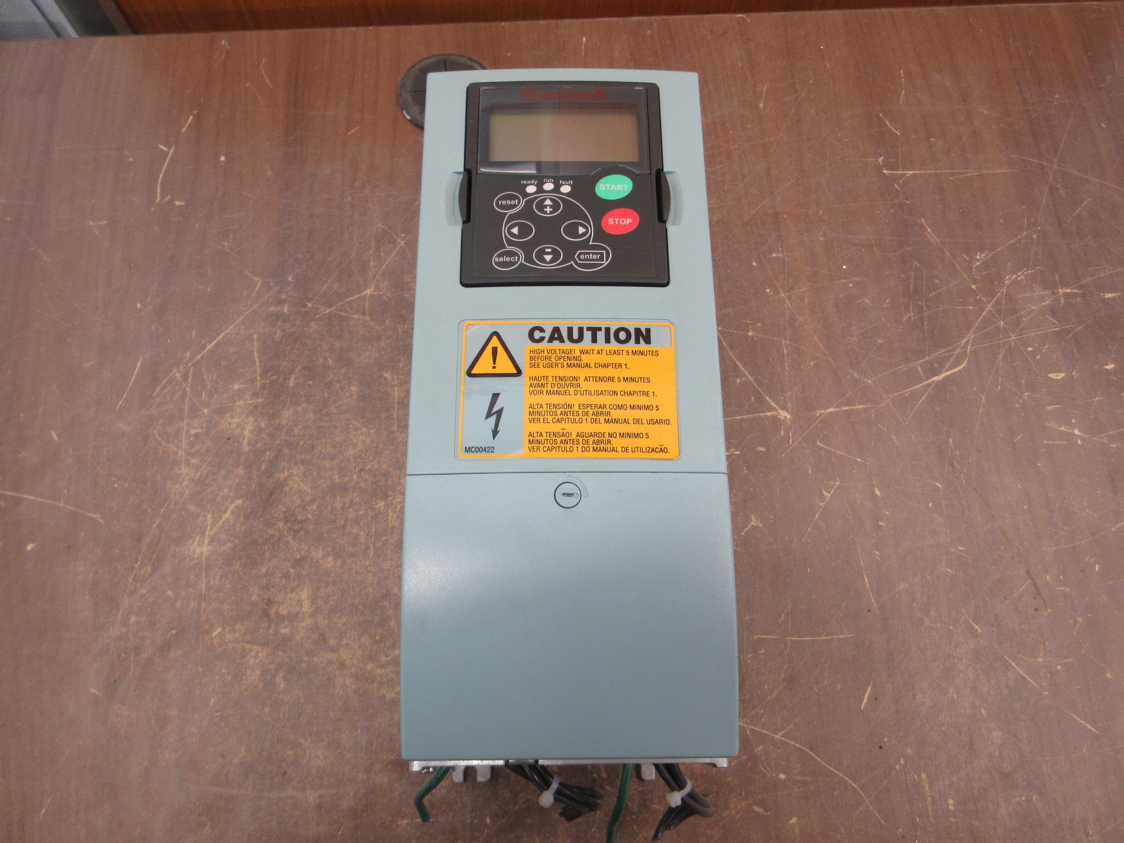 Honeywell AC Drive PA000552H1SSS 3HP 3Ph w/ Keypad Used