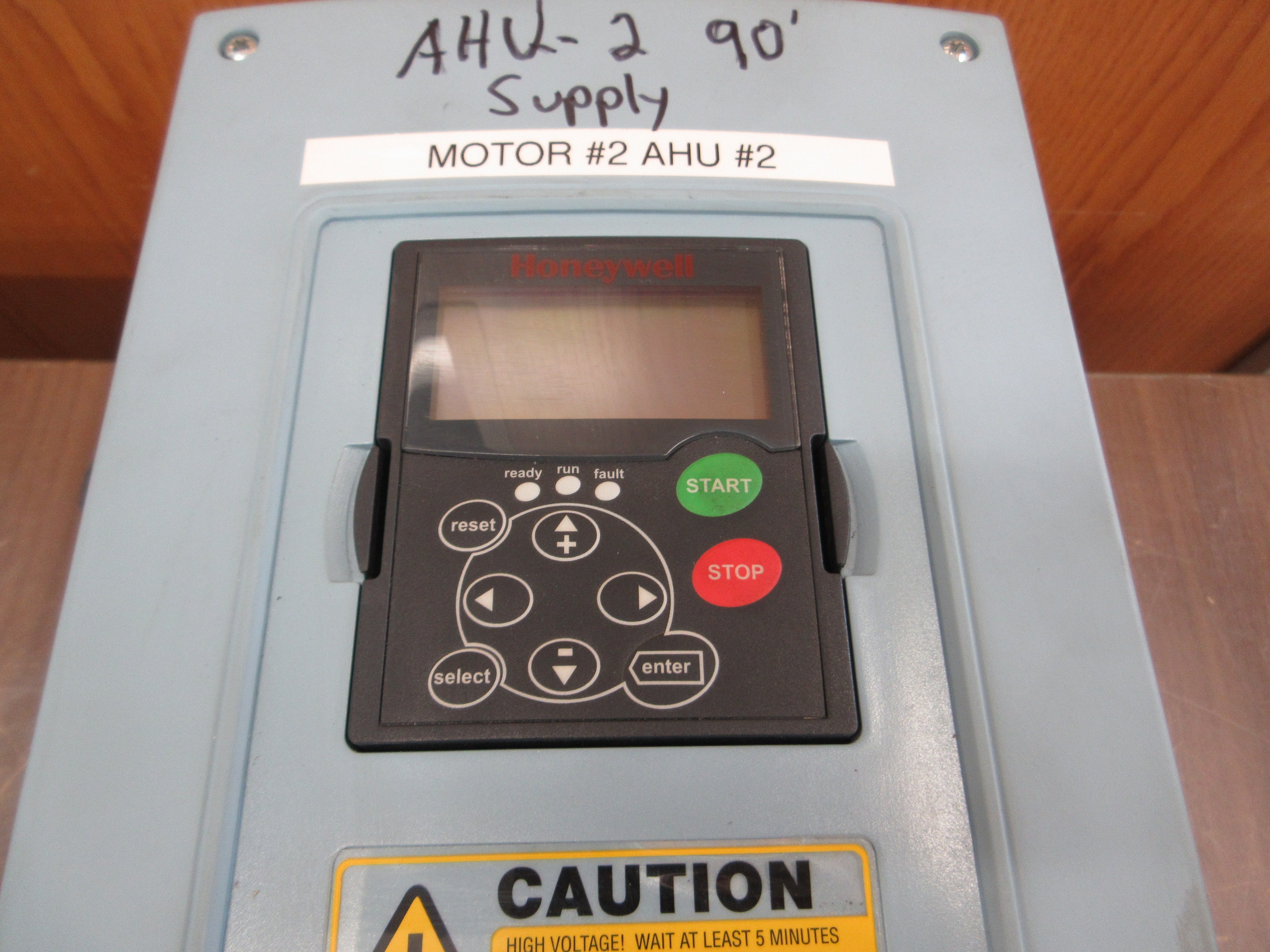 Honeywell AC Drive PA006122H1SSS 20HP 3Ph w/ Keypad Used