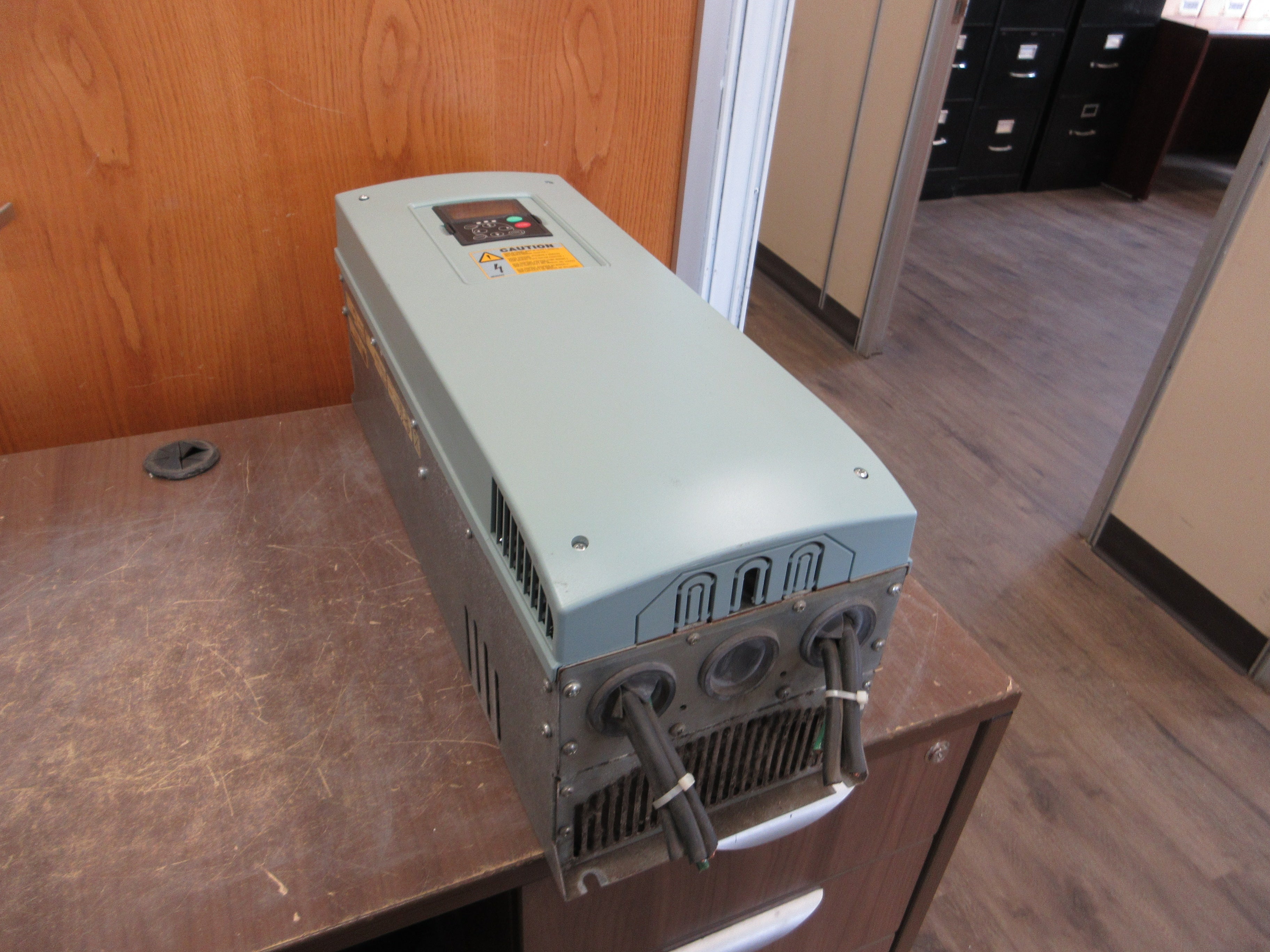 Honeywell AC Drive PA008752H0SSS 60HP 3Ph w/ Keypad Used