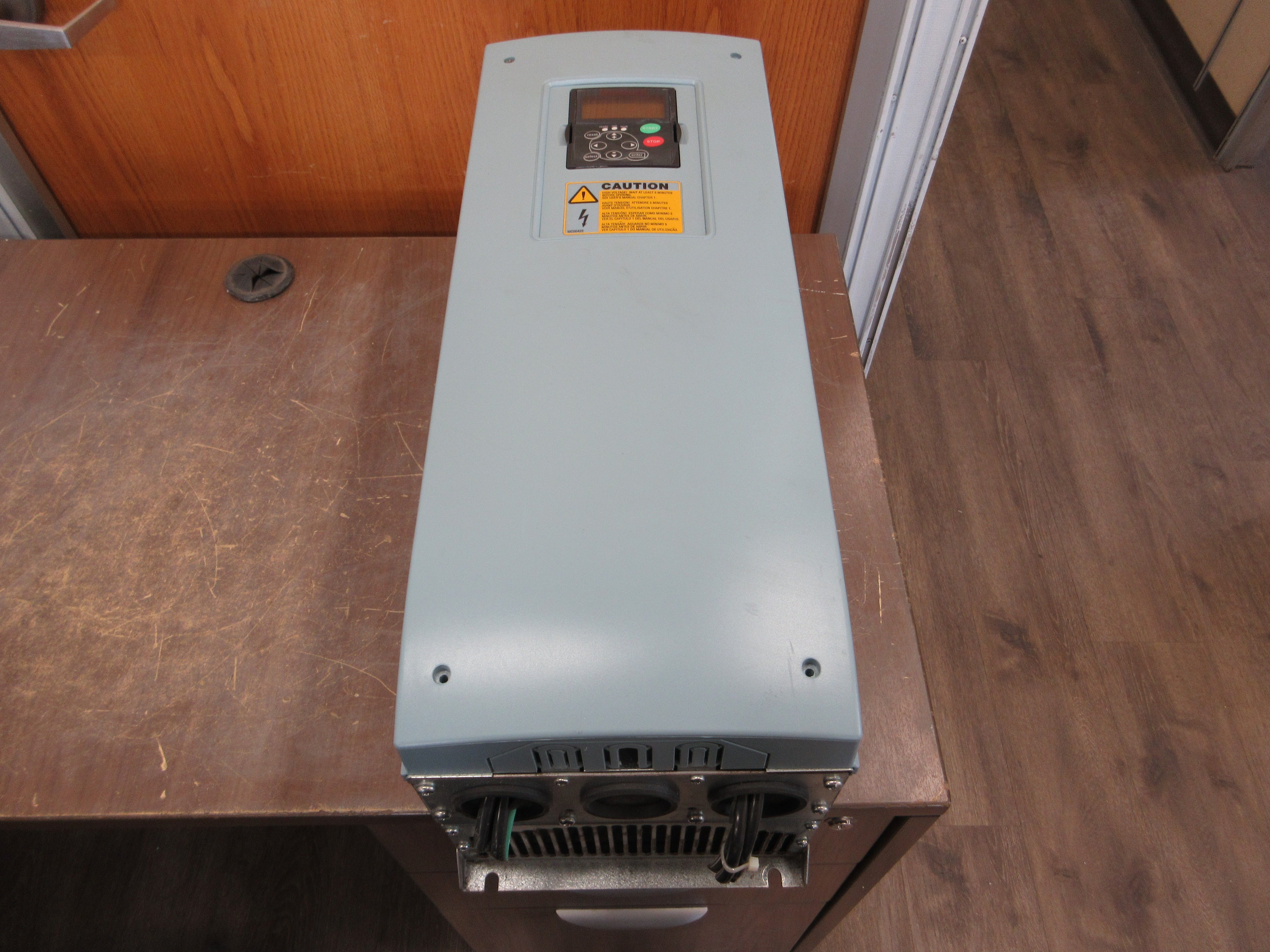 Honeywell AC Drive PA007252H0SSS 50HP 3Ph w/ Keypad Used