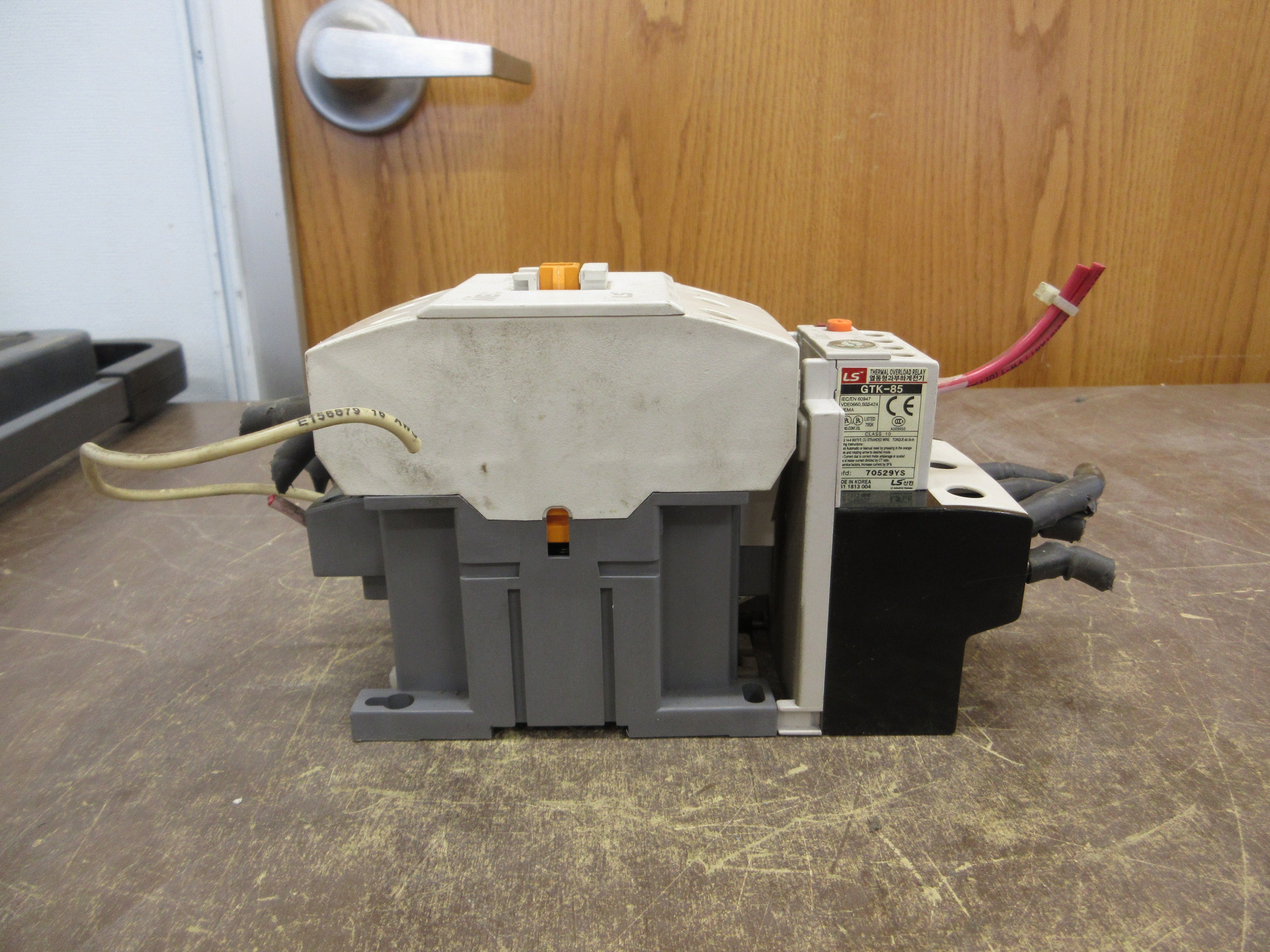 LS MEC Starter GMC-65/GTK-85 120V Coil Trip: 45-65A (1) Aux Contact Used
