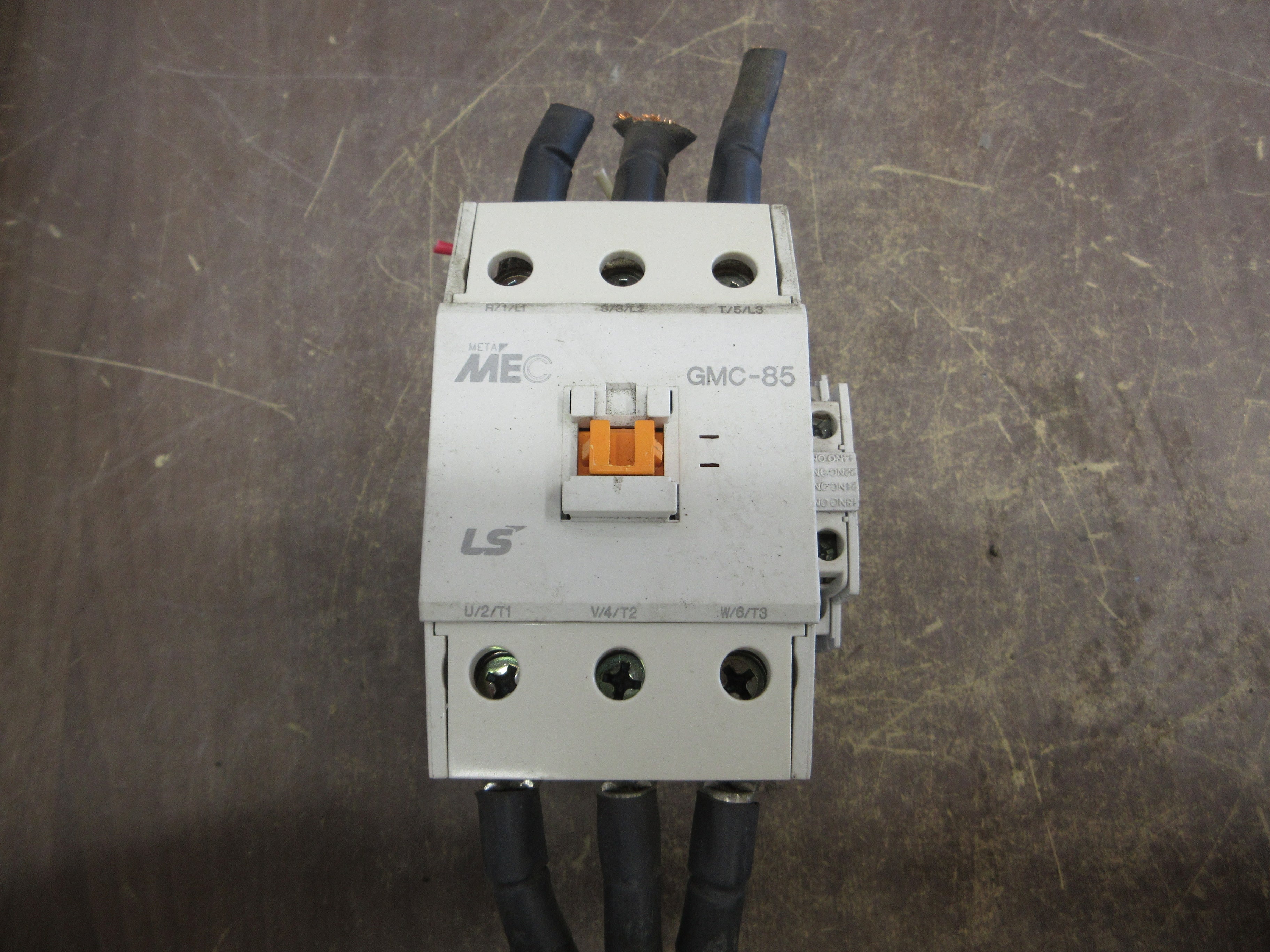 LS MEC Contactor GMC-85 120V Coil 85A (1) Aux Contact Used