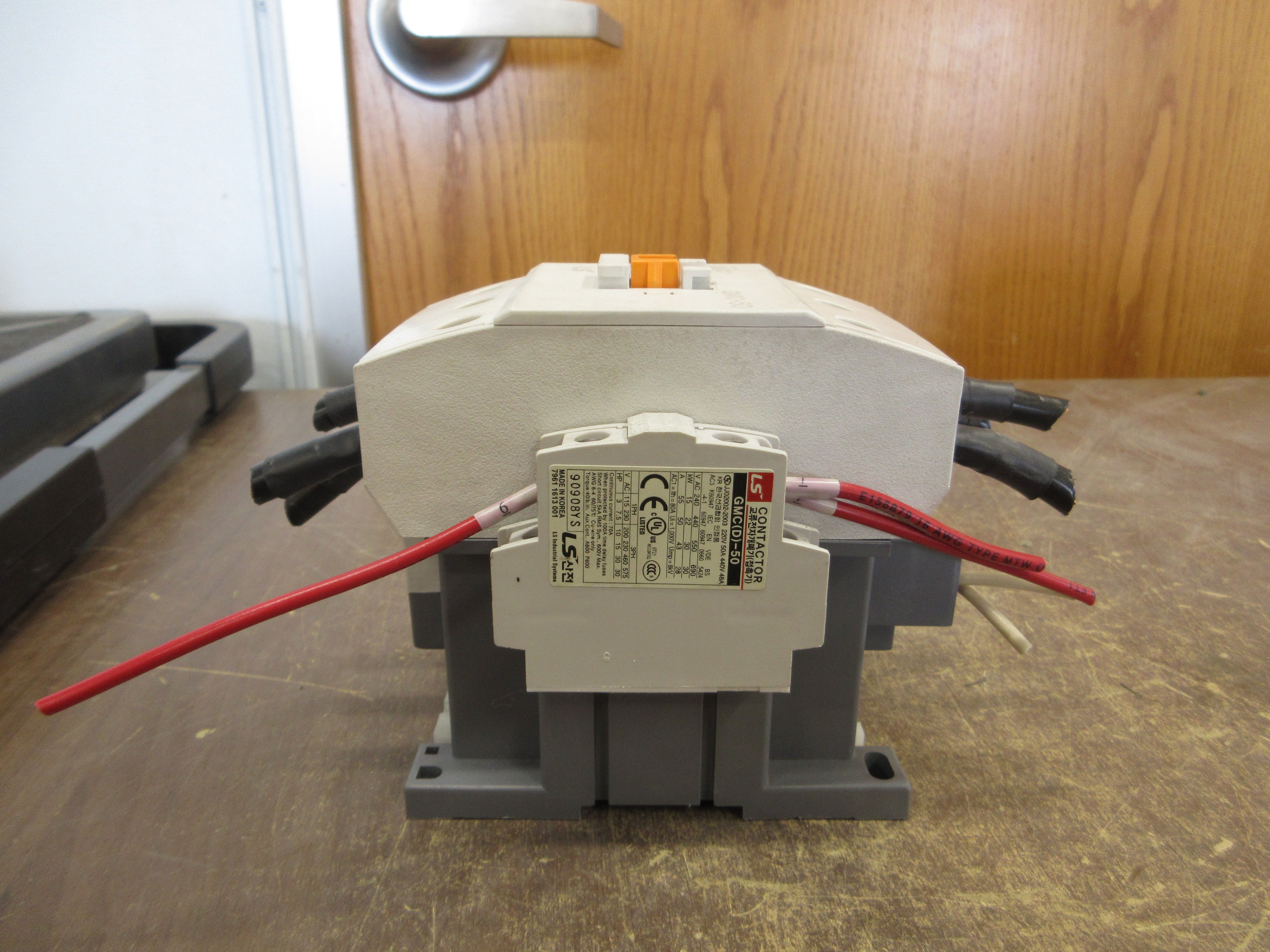LS MEC Contactor GMC-50 120V Coil w/ Aux Contact Used