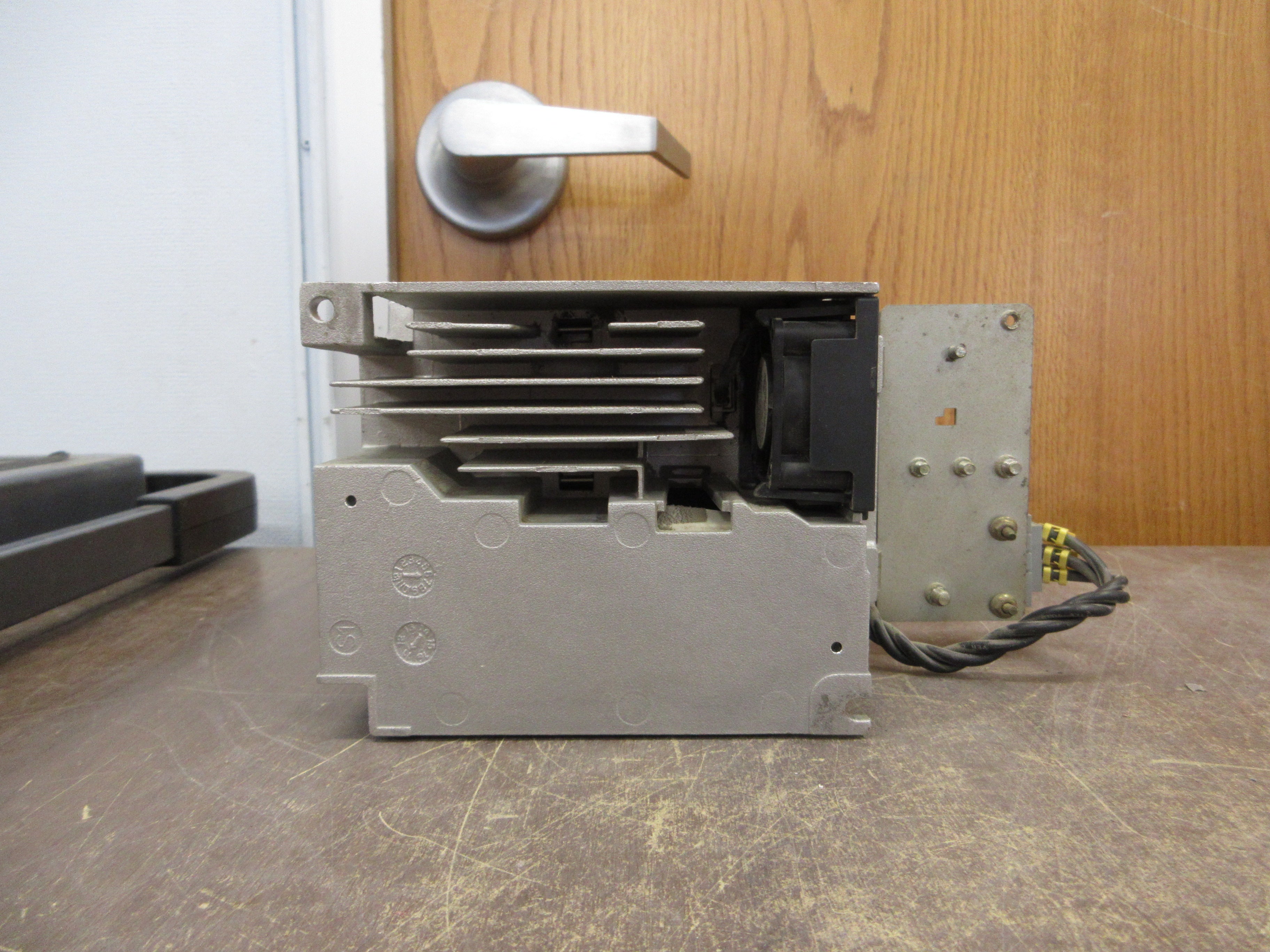 Schneider Electric Altivar AC Drive ATV312H075N4 1HP 3Ph w/ Keypad Used