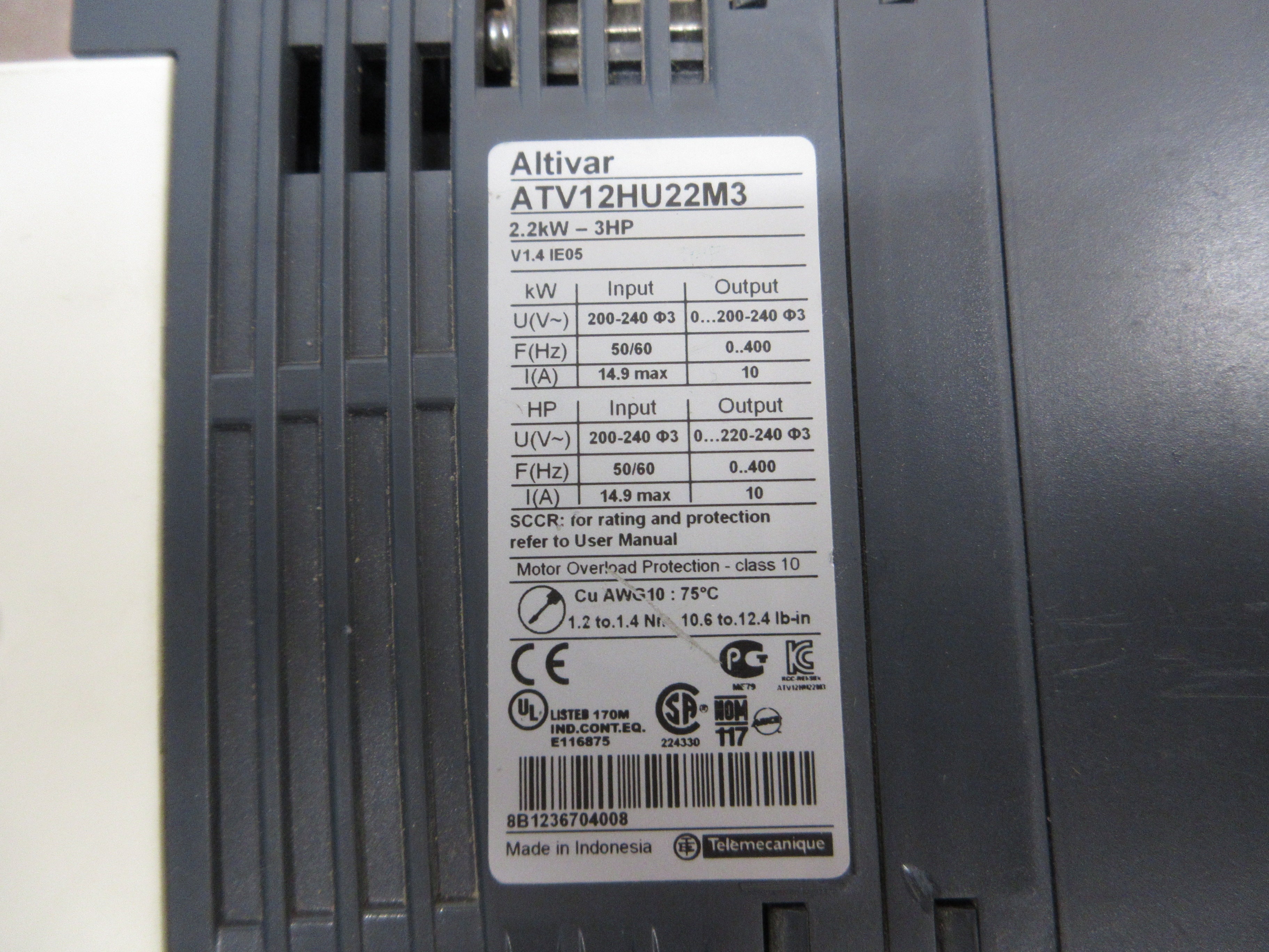 Schneider Electric Altivar AC Drive ATV12HU22M3 3HP 3Ph Used