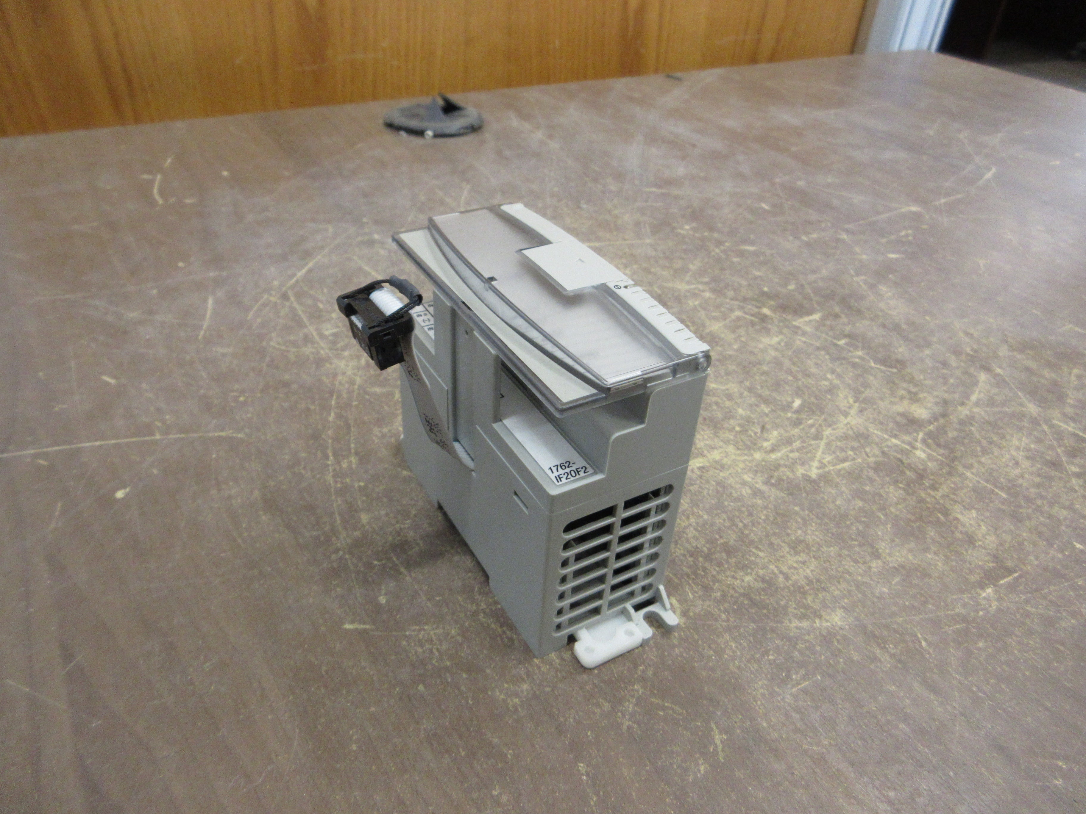 Allen-Bradley MicroLogix Analog I/O Module 1762-IF2OF2 Ser. A FRN: 1.2 Rev. D