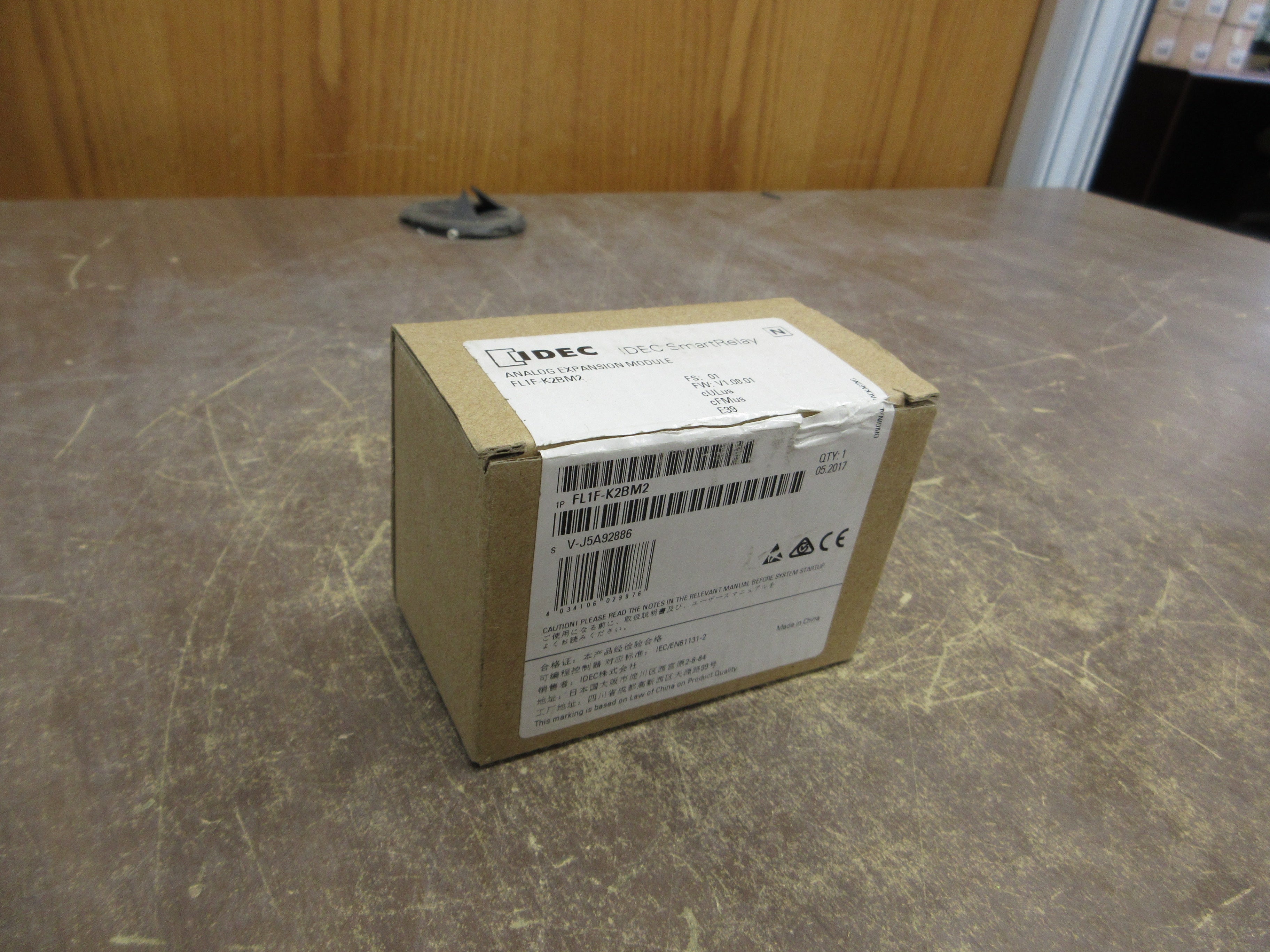 IDEC SmartRelay Analog Expansion Module FL1F-K2BM2 FS: 01 F/W: V1.08.01