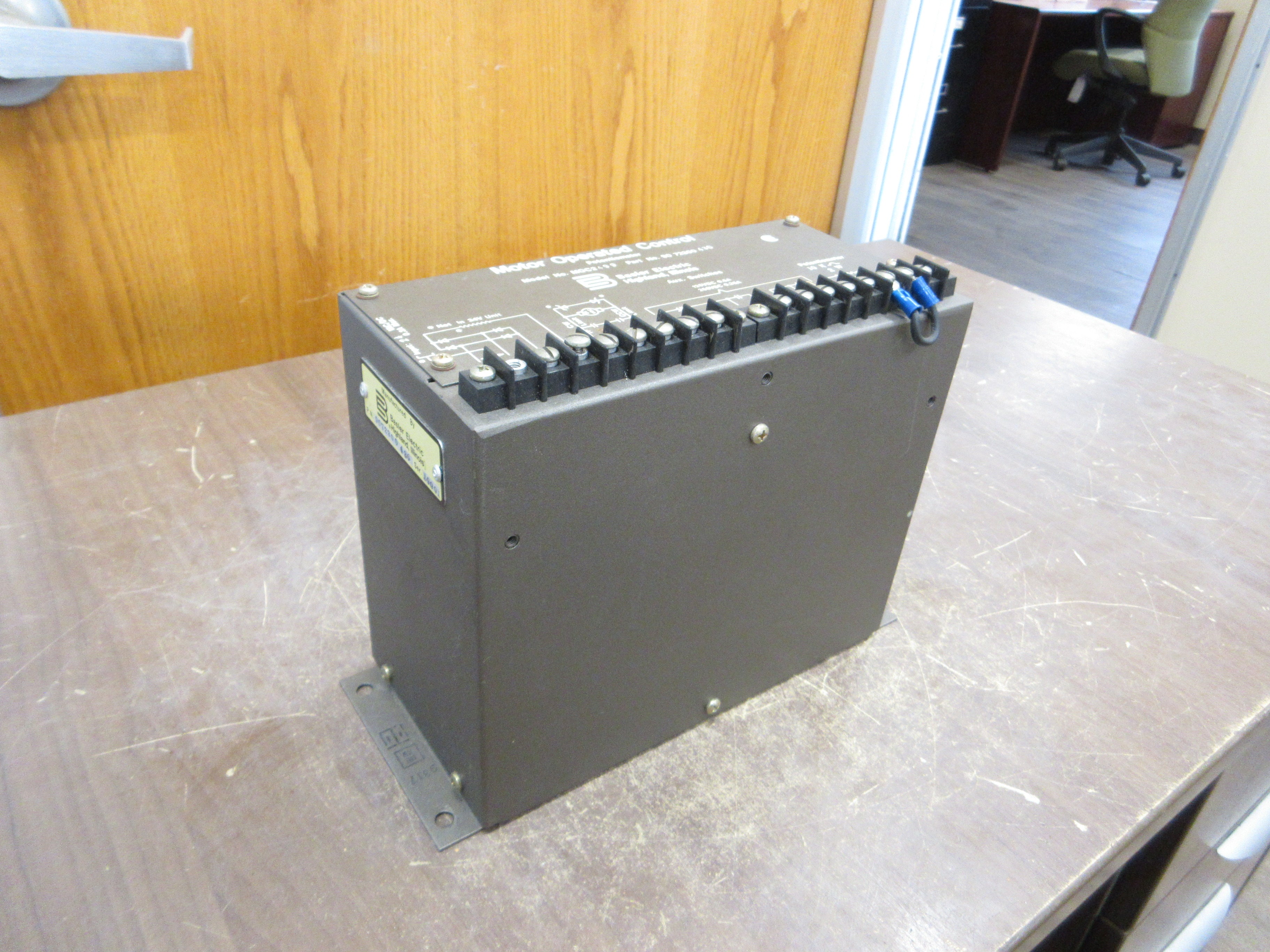 Basler Electric MOC2499 Motor Operated Control / Potentiometer 90 72300430 Used