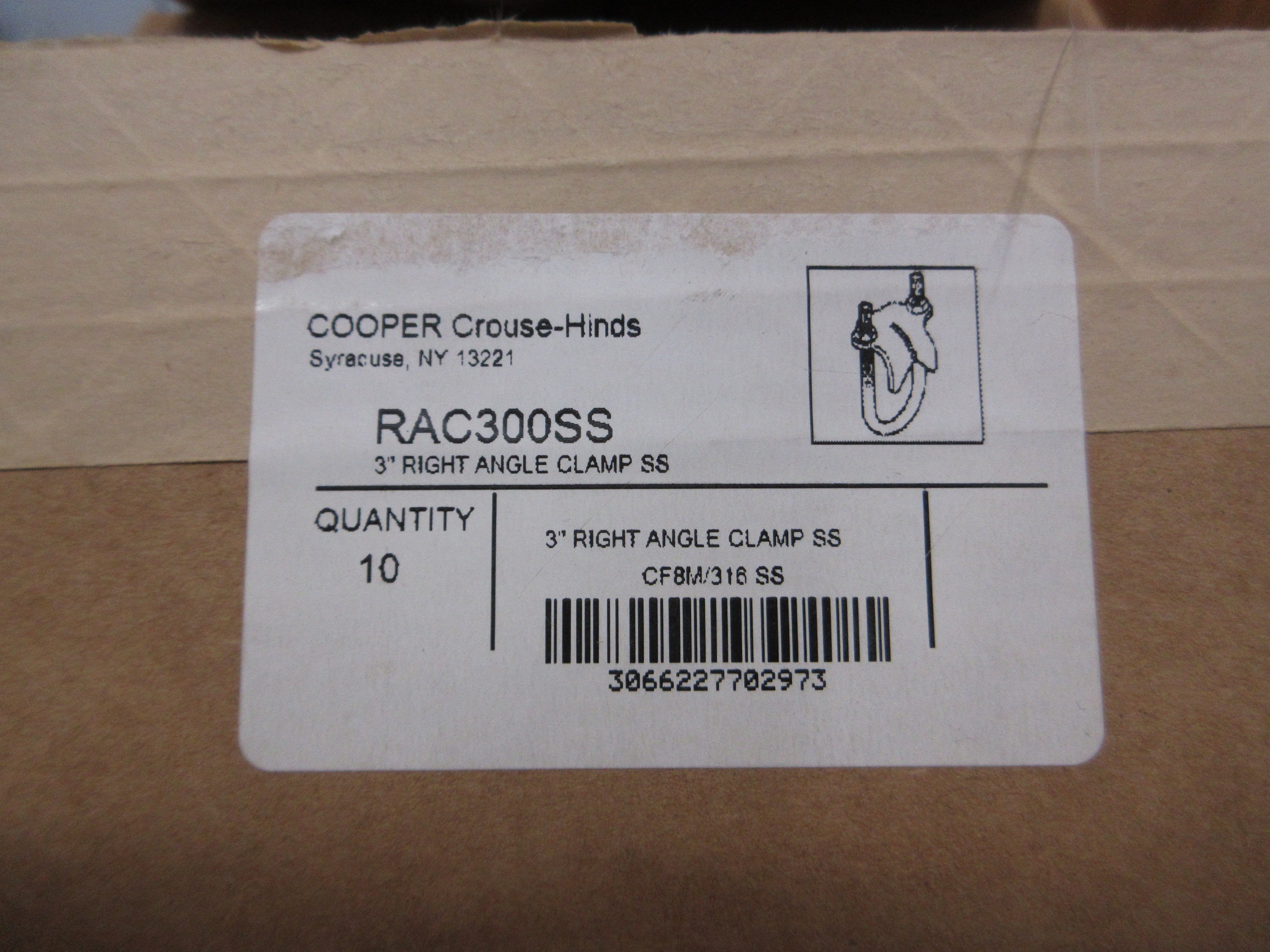 Cooper Crouse-Hinds Stainless Steel Right Angle Clamp RAC300SS Size: 3"