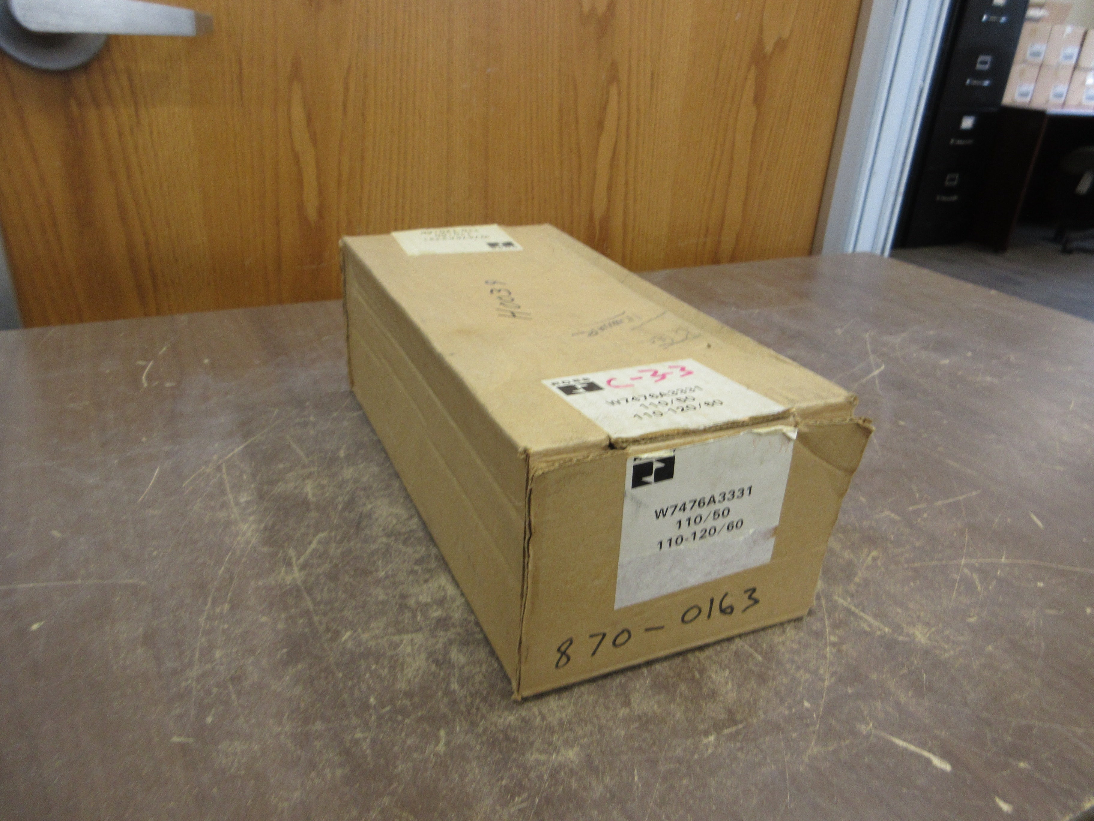 Ross Solenoid Valve W7476A3331 110-120V Coil New Surplus