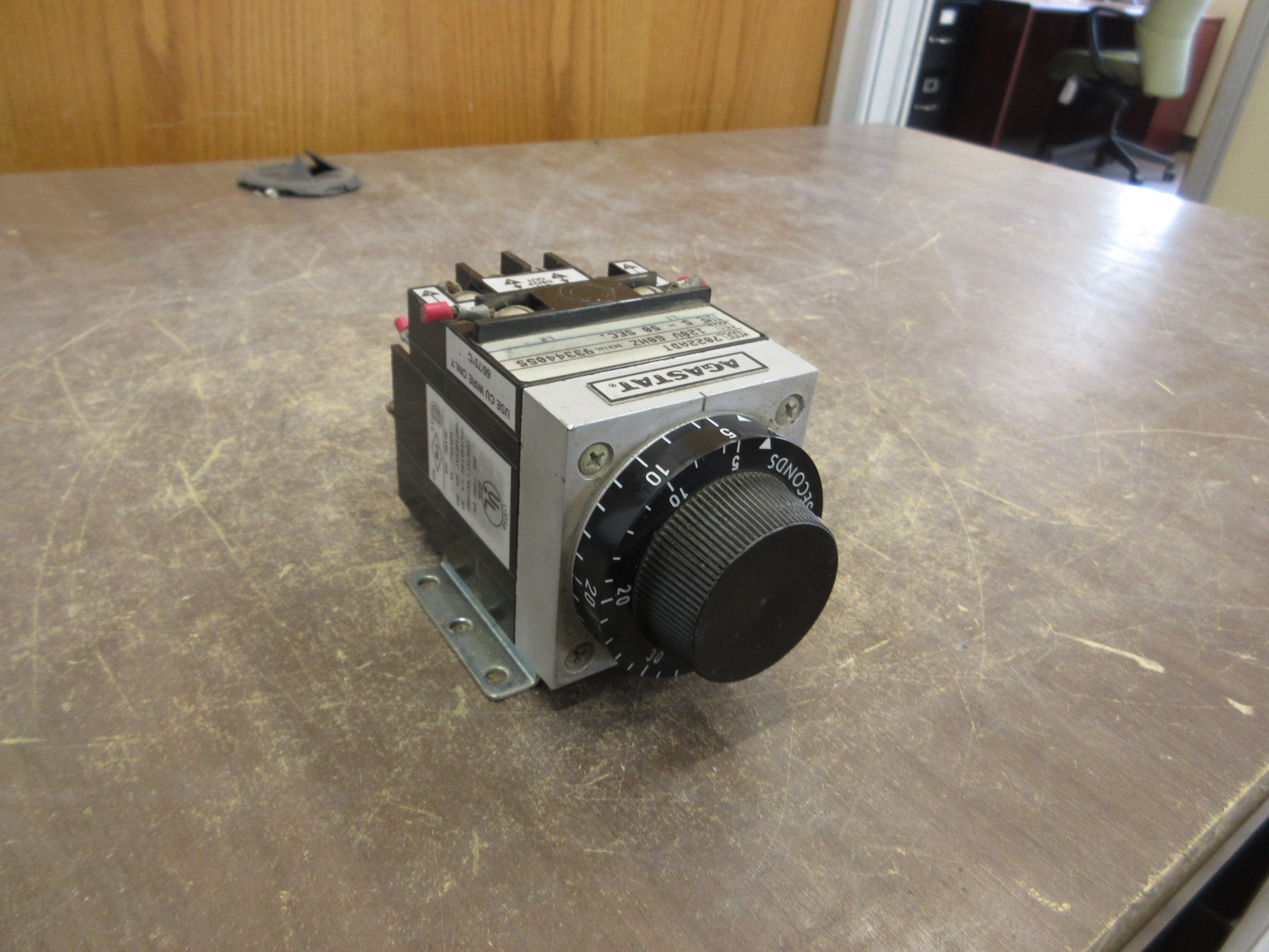 Agastat Timer 7022ADT 120V Coil Time: 5-50 Sec. Used