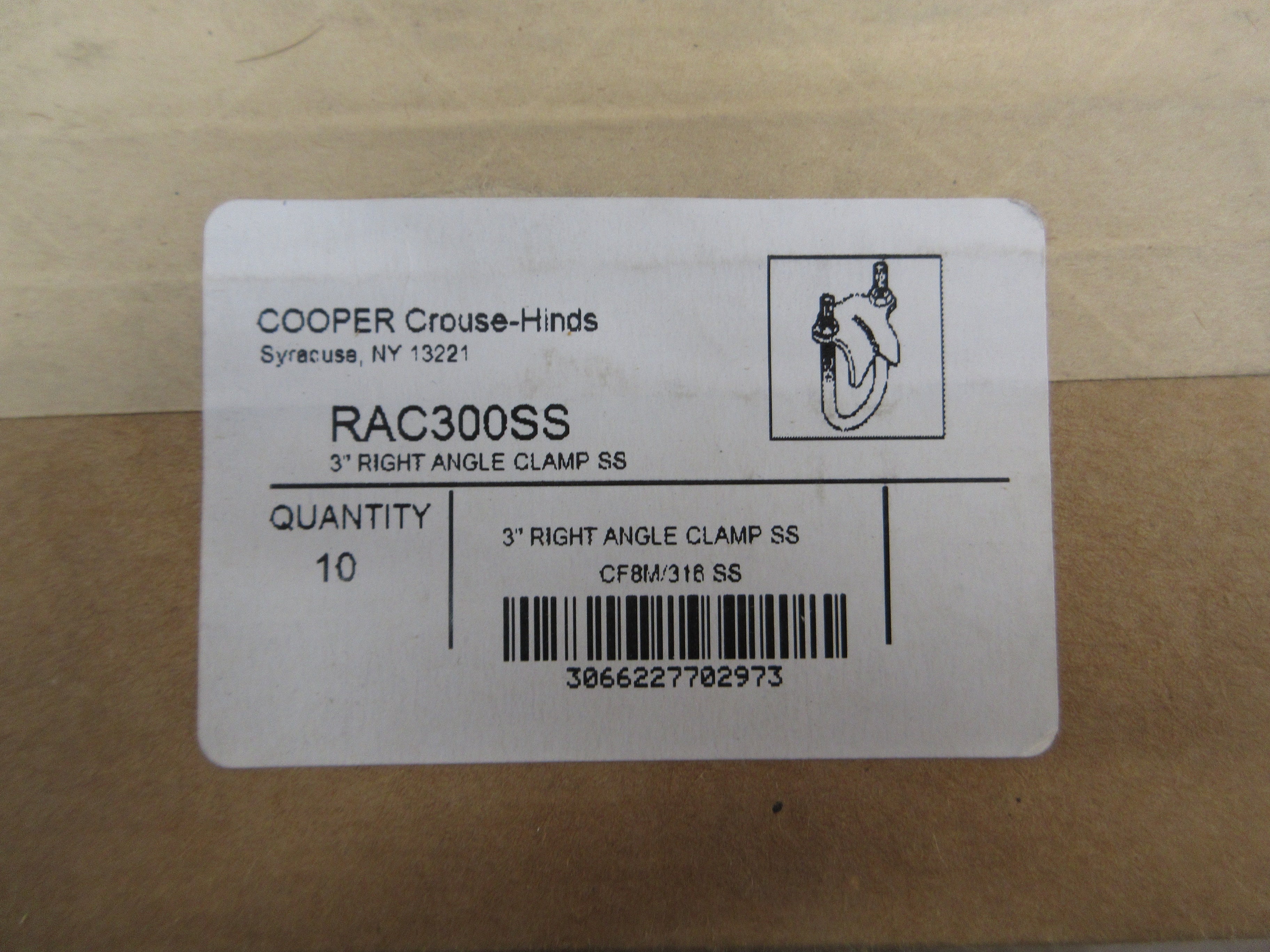 Cooper Crouse-Hinds Stainless Steel Right Angle Clamp RAC300SS 3" *Box of 10*